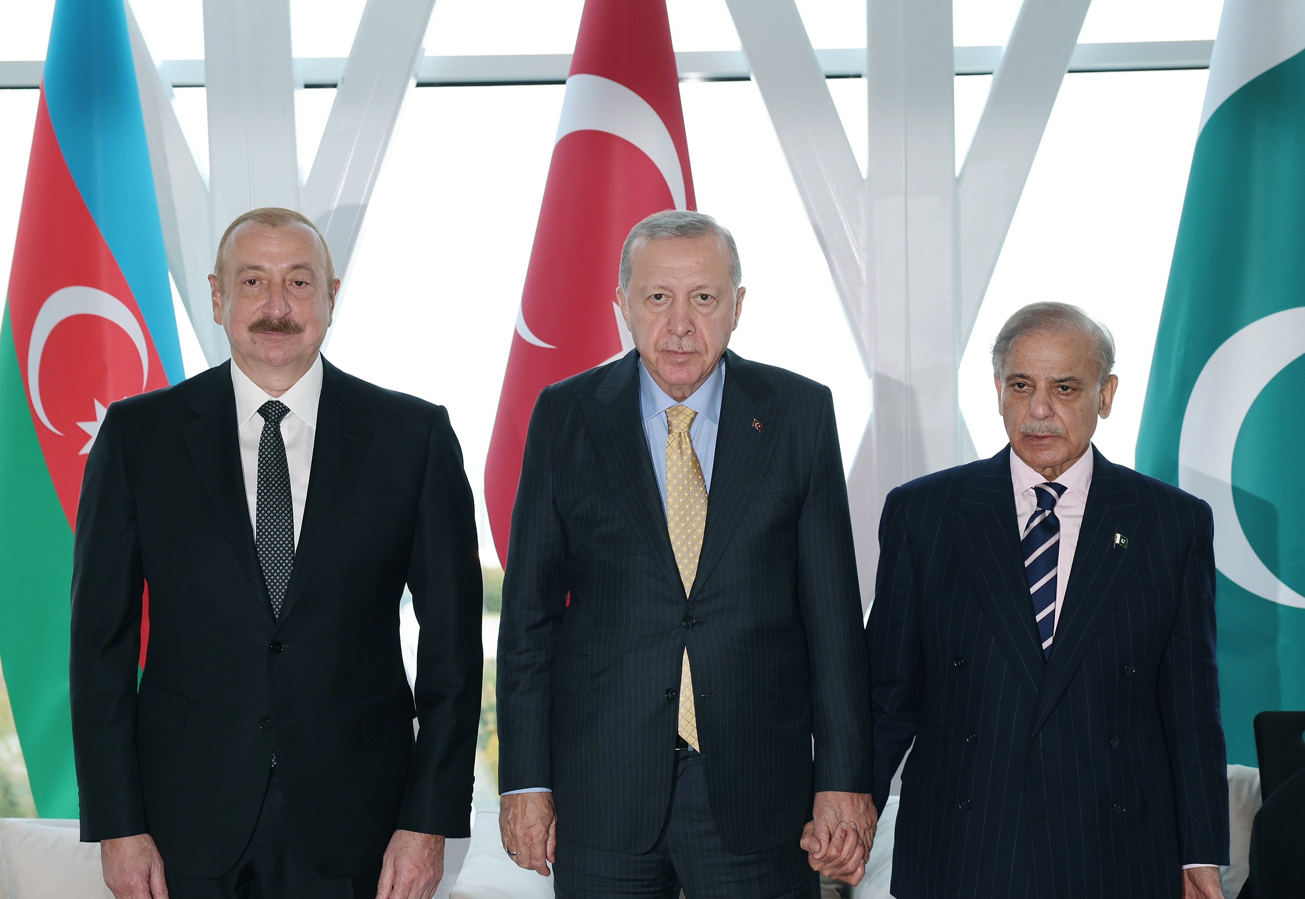 Cumhurbaşkanı Erdoğan Azerbaycan Pakistan görüşmesi