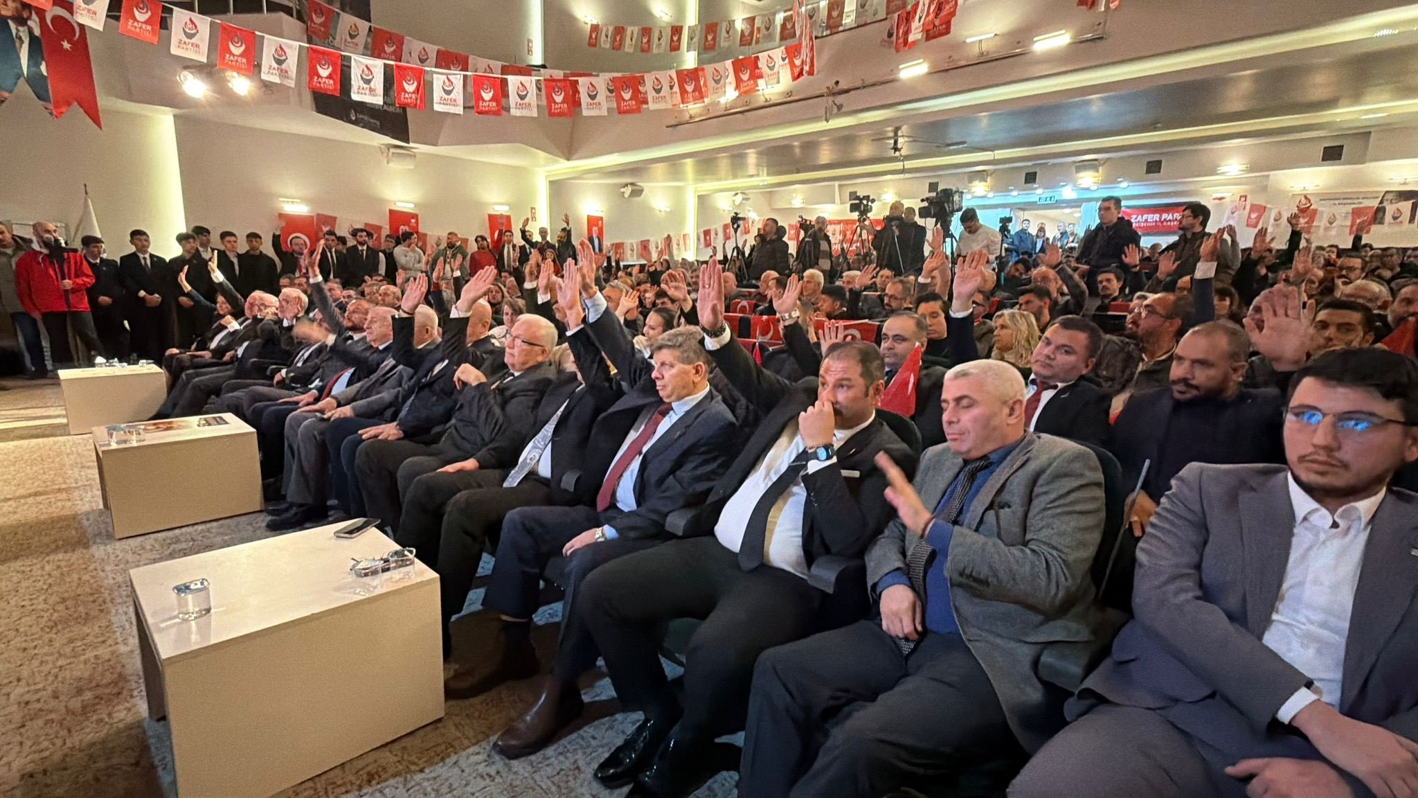 Ümit Özdağ TBMM Siyaset