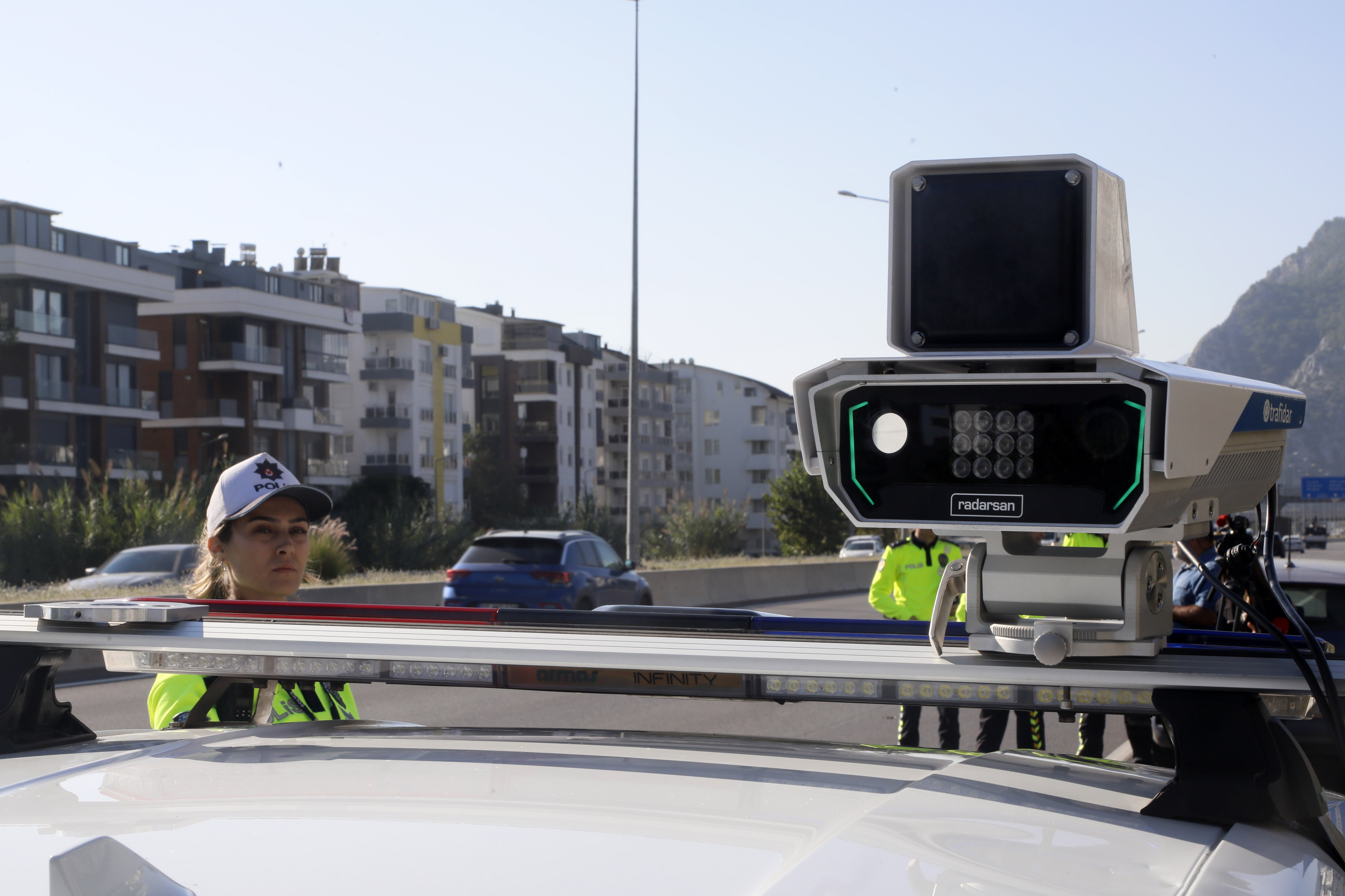 Yapay Zeka Destekli Mobil Hız Tespit Sistemi