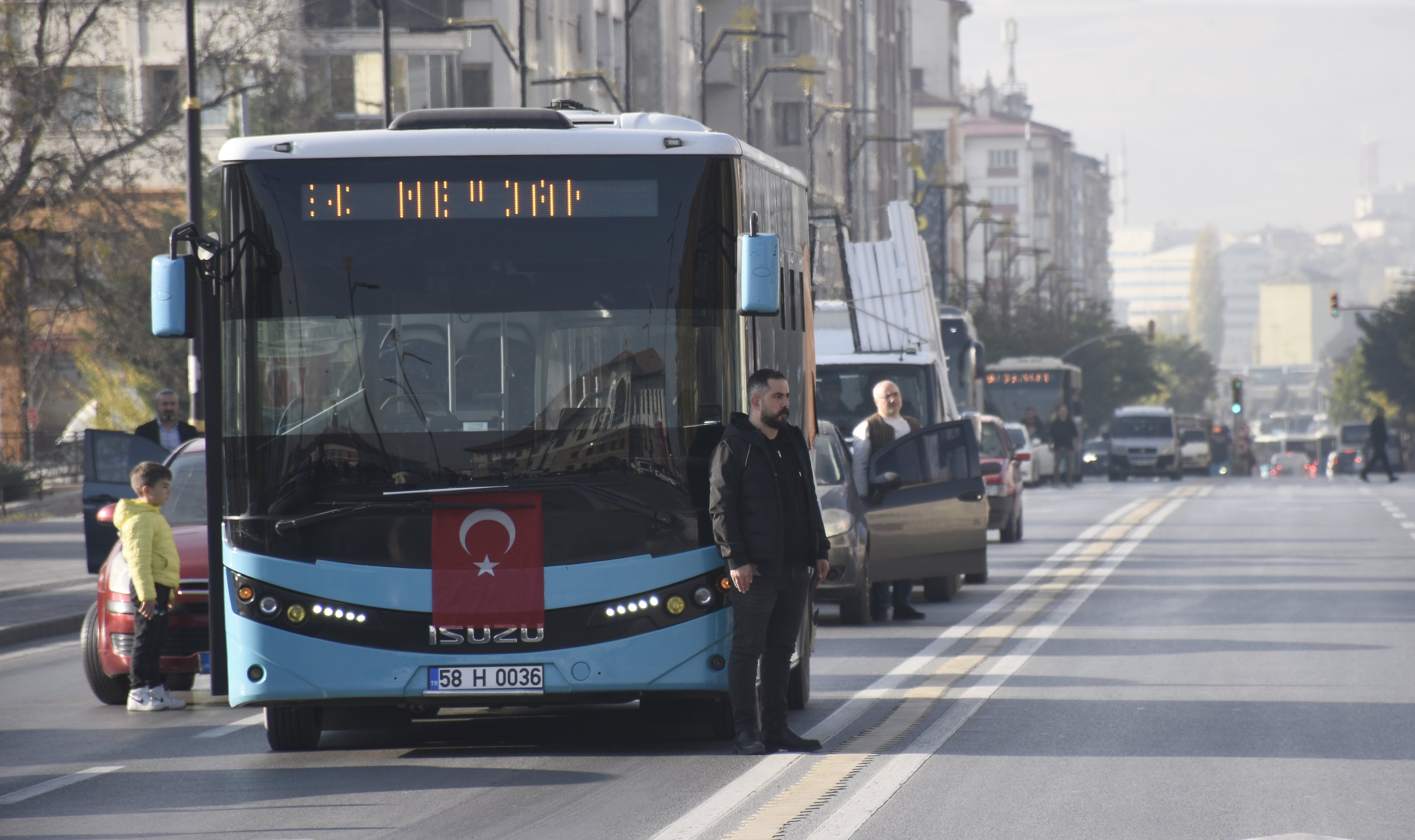 Sivas Cumhuriyet Meydanı Atatürk Anıtı