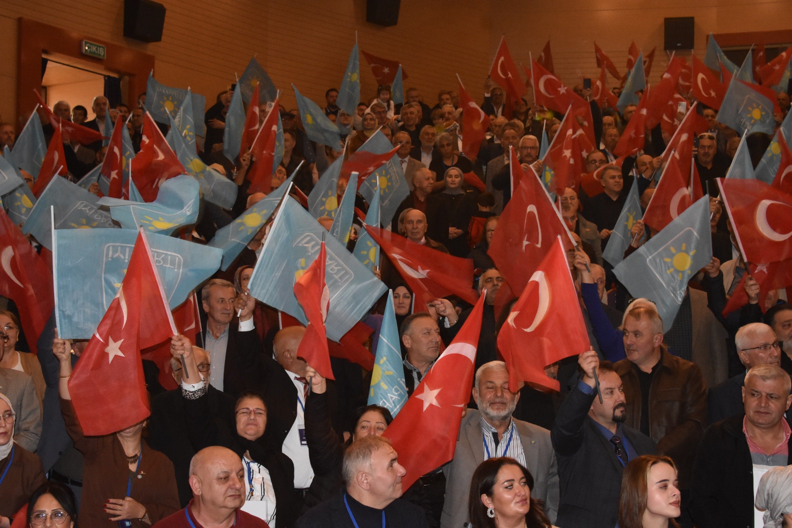İYİ Parti Ordu Kongre Müsavat Dervişoğlu