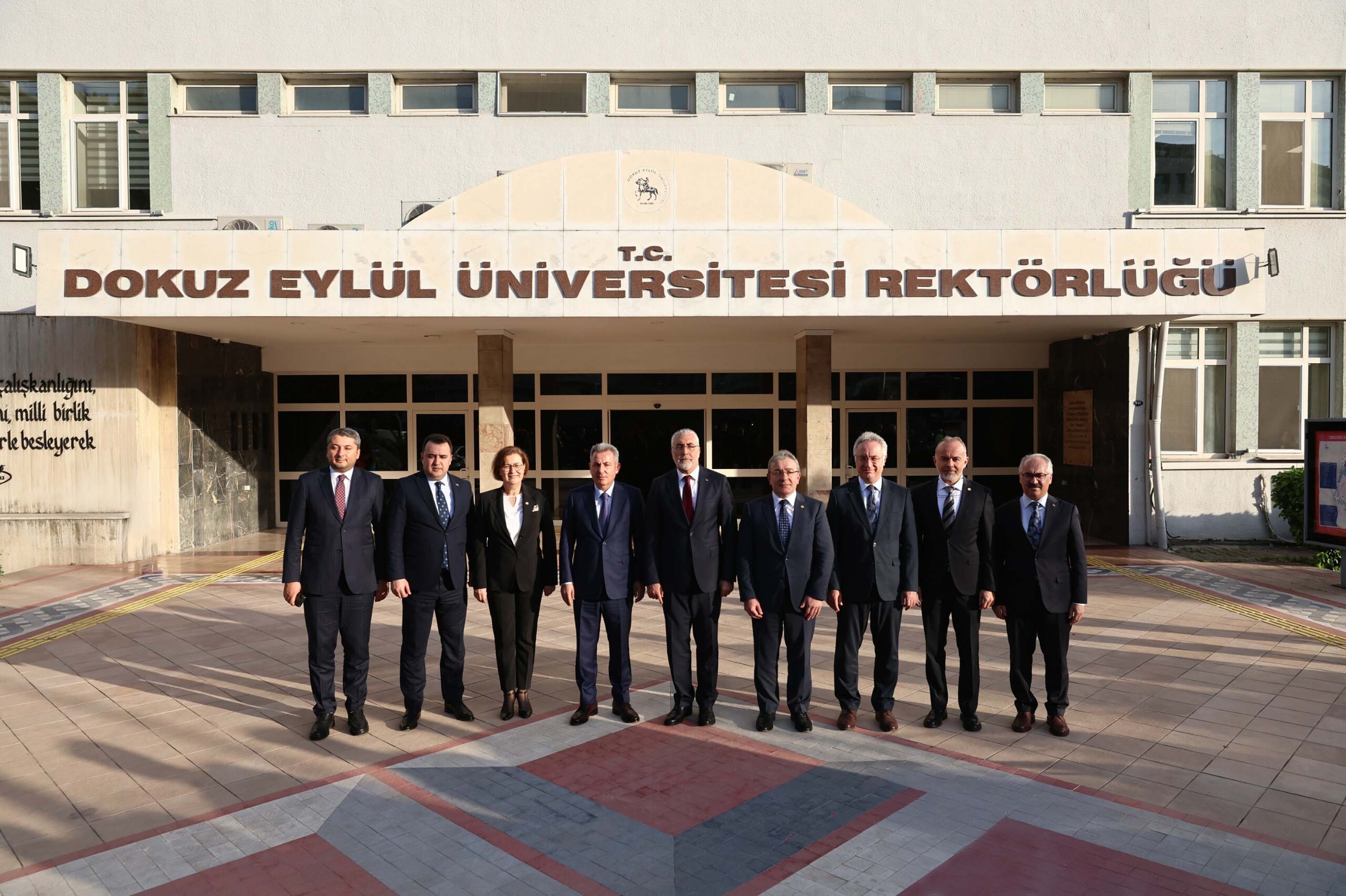 Vedat Işıkhan İŞKUR Gençlik Programı