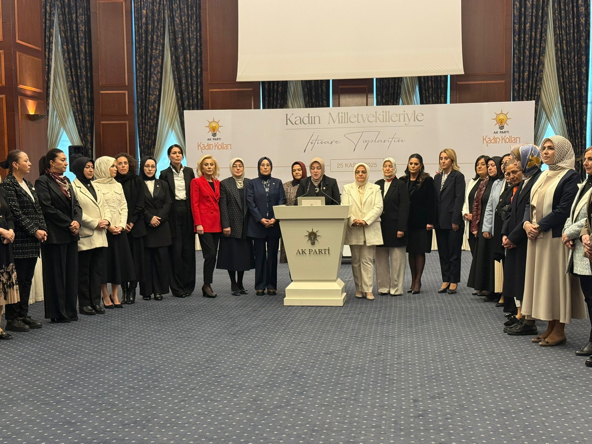 Tuğba Işık Ercan AK Parti Kadın Kolları Başkanı