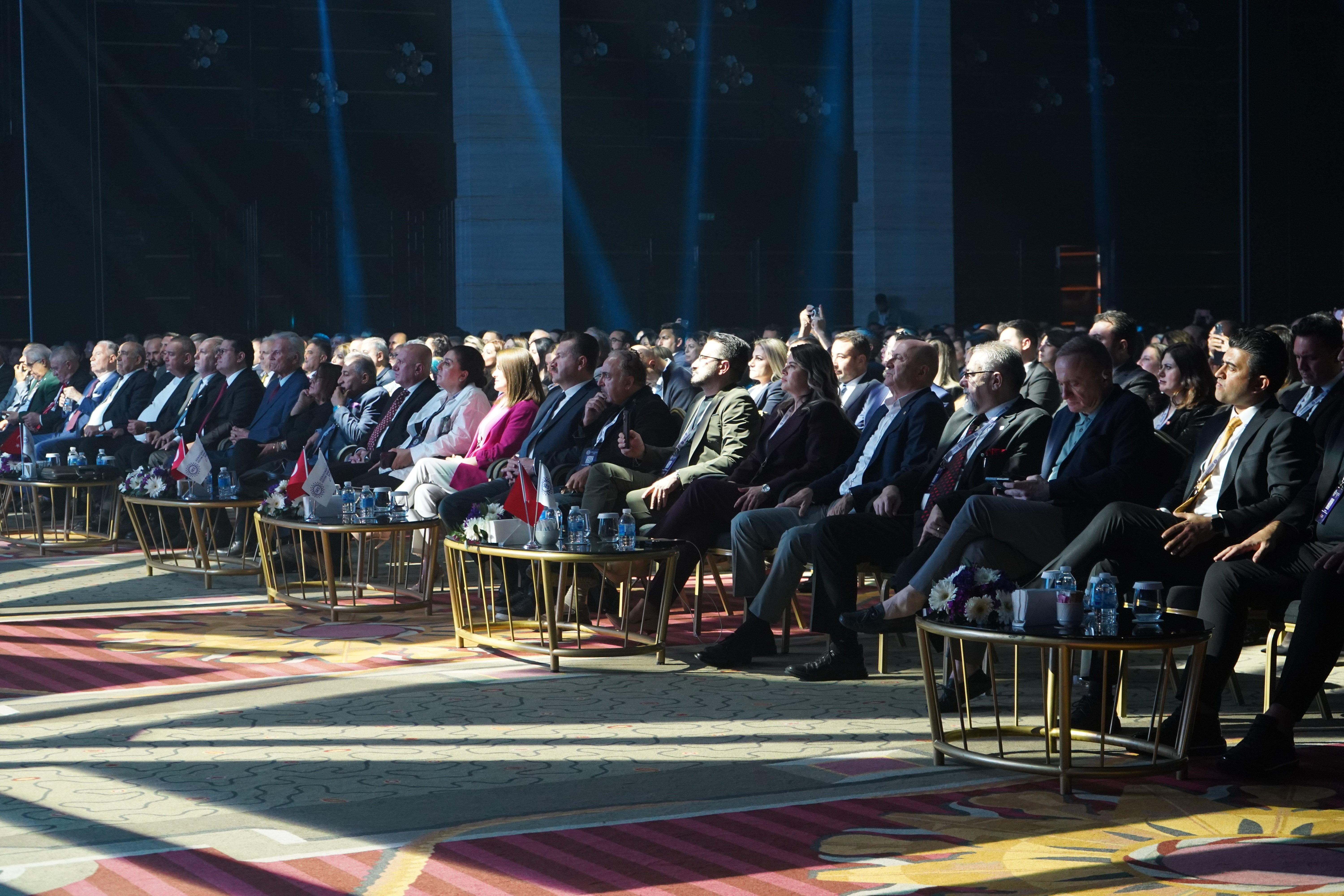 Eğitim Sempozyumu Katılımcıları