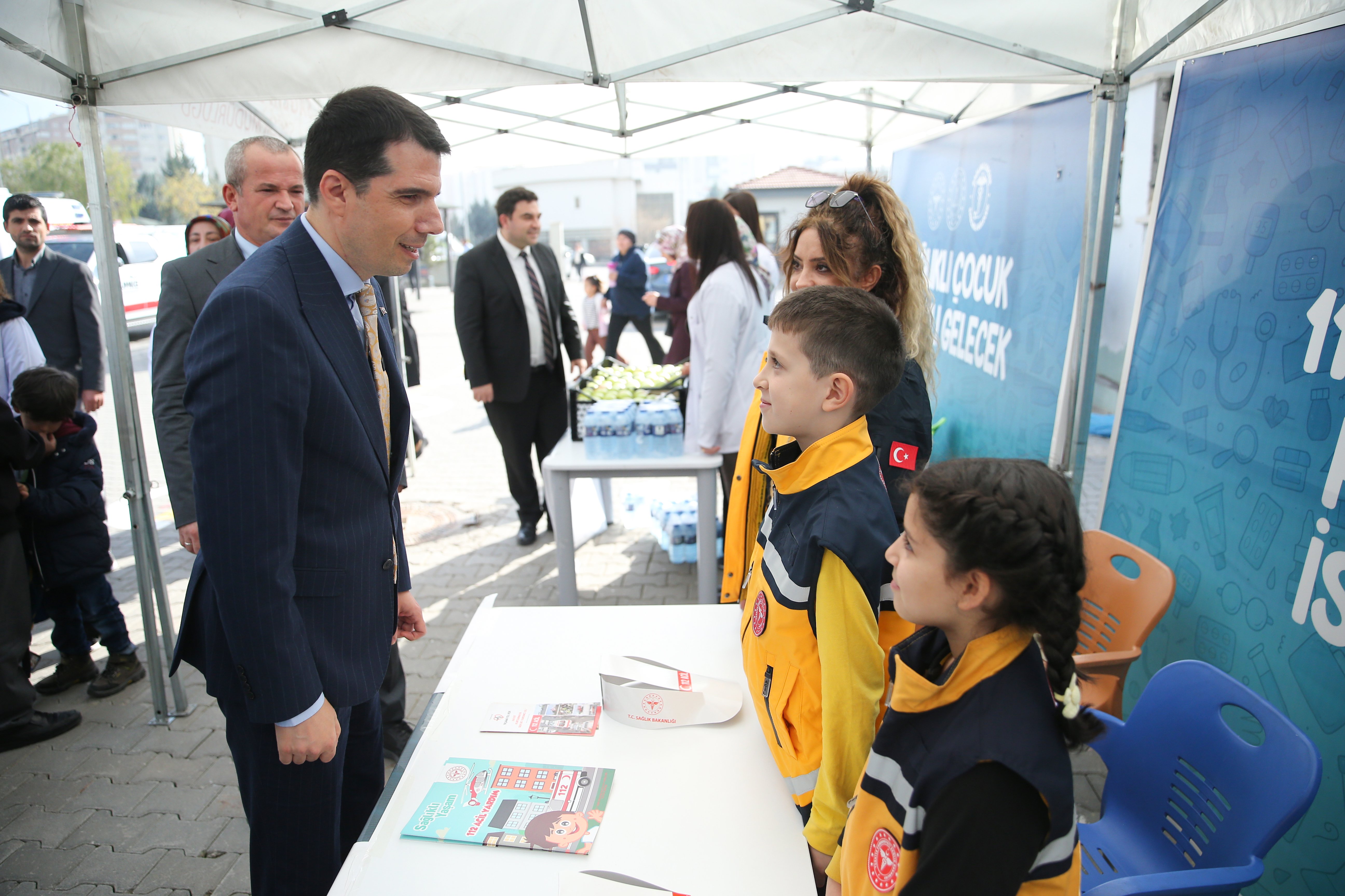 Sağlık Bakanlığı yetkilileri