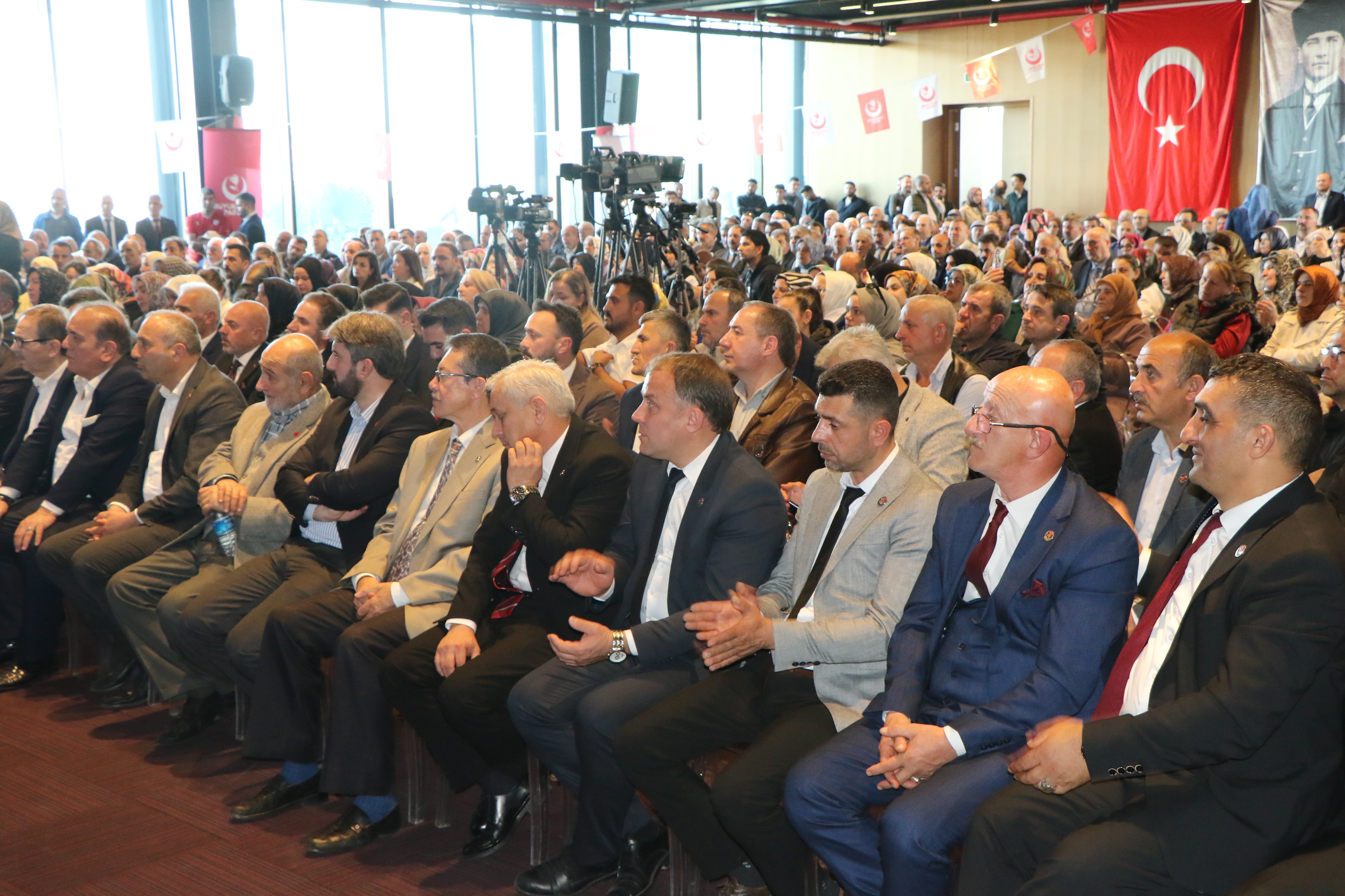 BBP Kongre katılımcıları