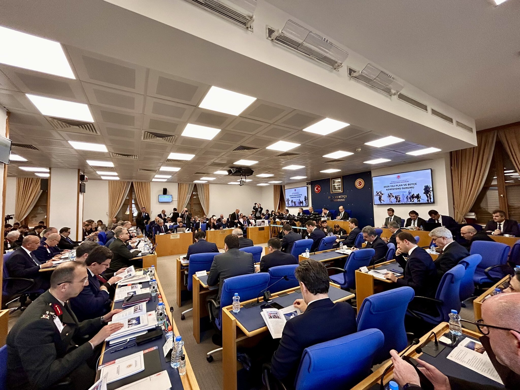 Milli Savunma Bakanı Yaşar Güler TBMM