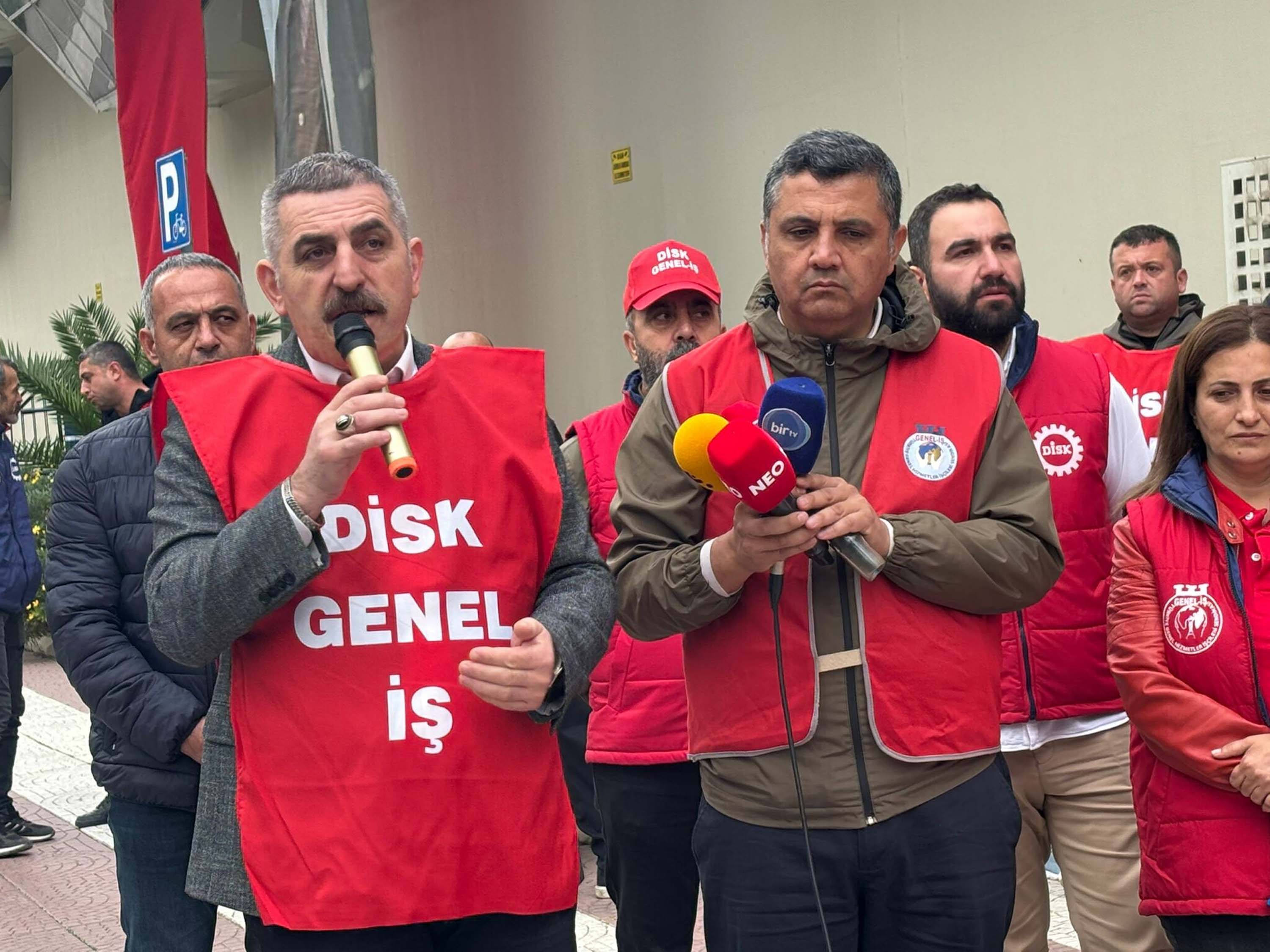 DİSK Genel-İş İzmir işçileri