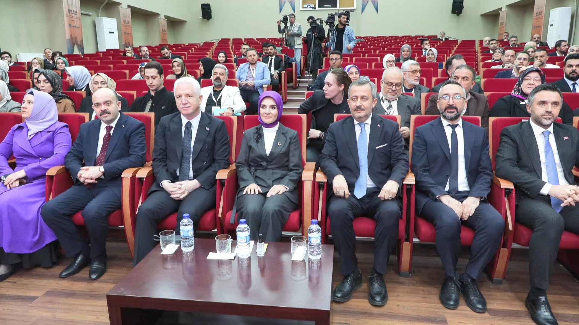 Mahinur Özdemir Göktaş Aile Çalıştayı