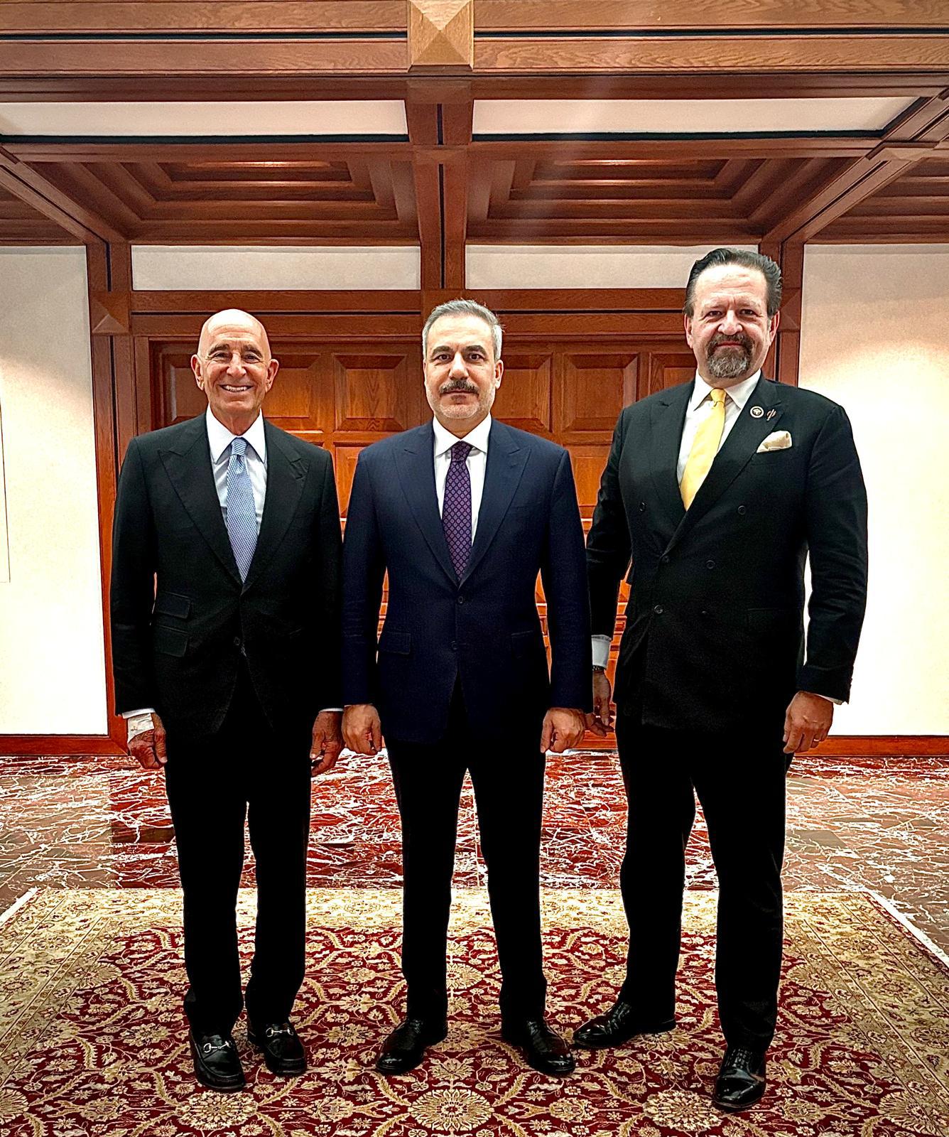 Hakan Fidan ABD Büyükelçisi Tom Barrack görüşmesi