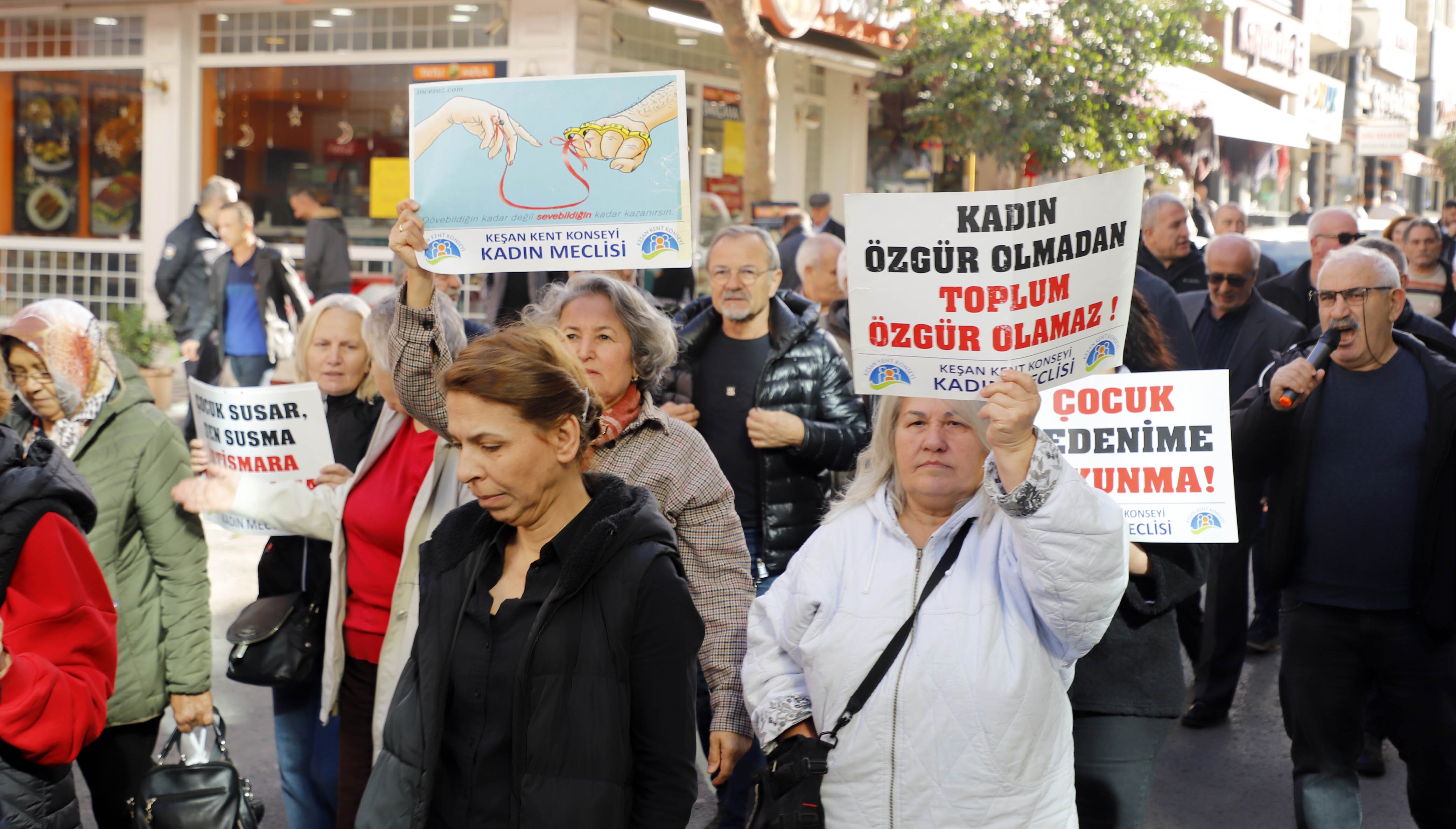 Keşan Kadın Yürüyüşü Meydan