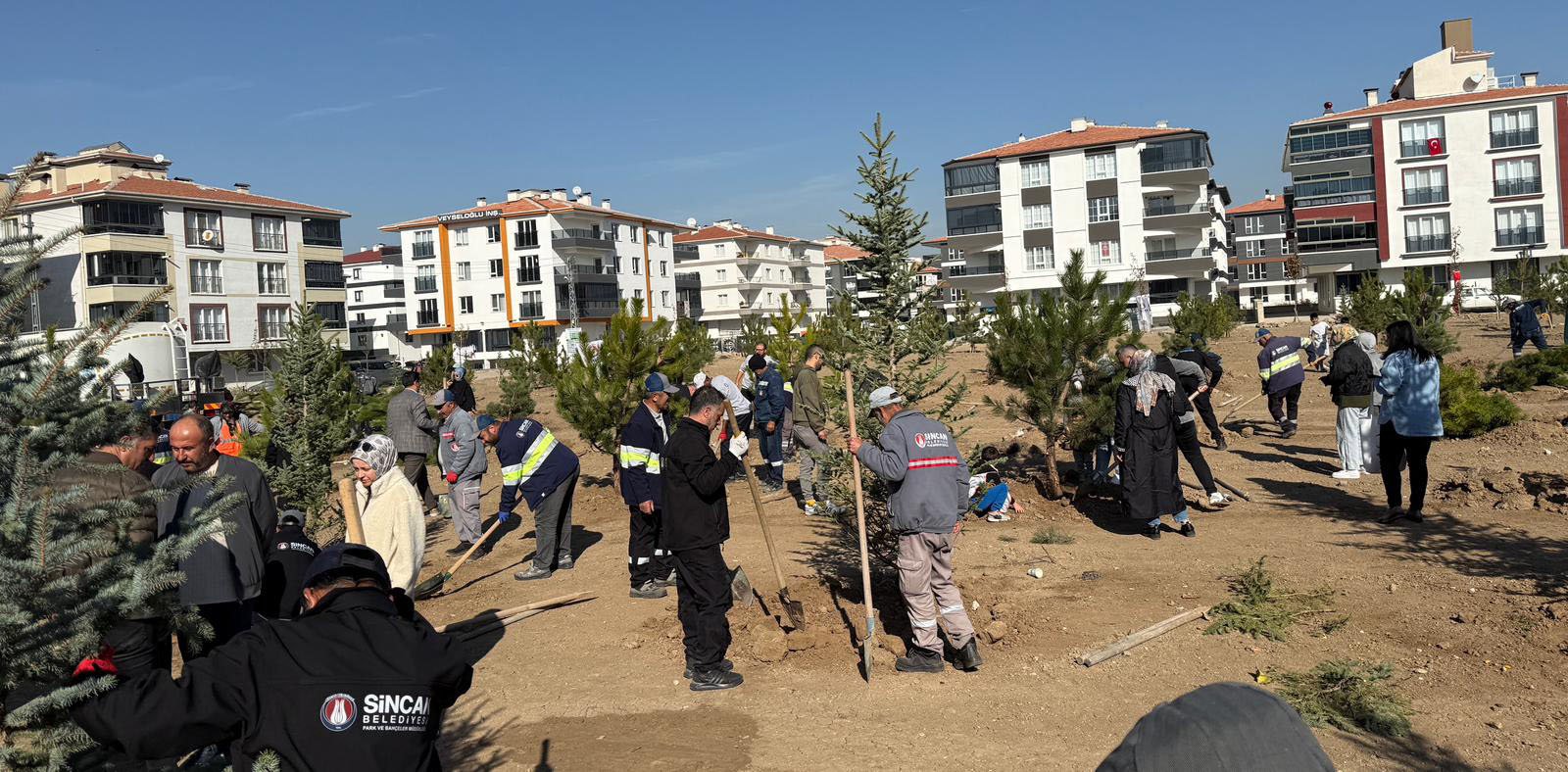 Sincan fidan dikim töreni