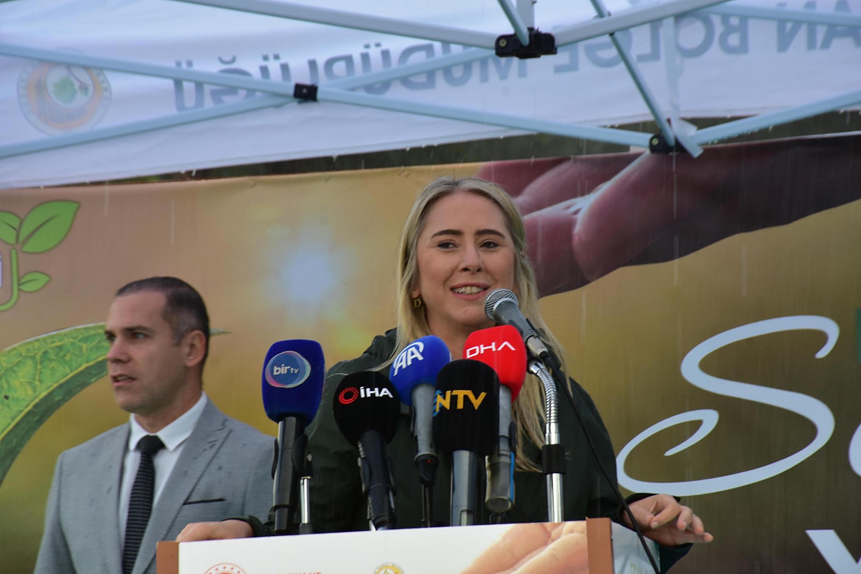 İzmir fidan dikim töreni