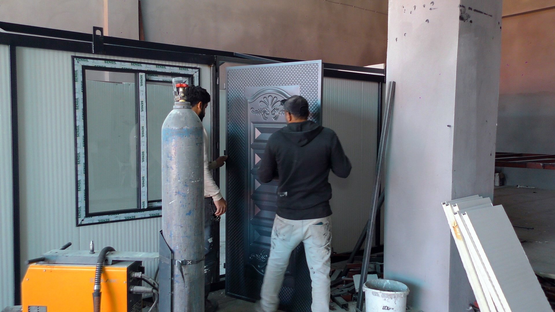 Elhakan Kardeşler Bingöl Fabrika