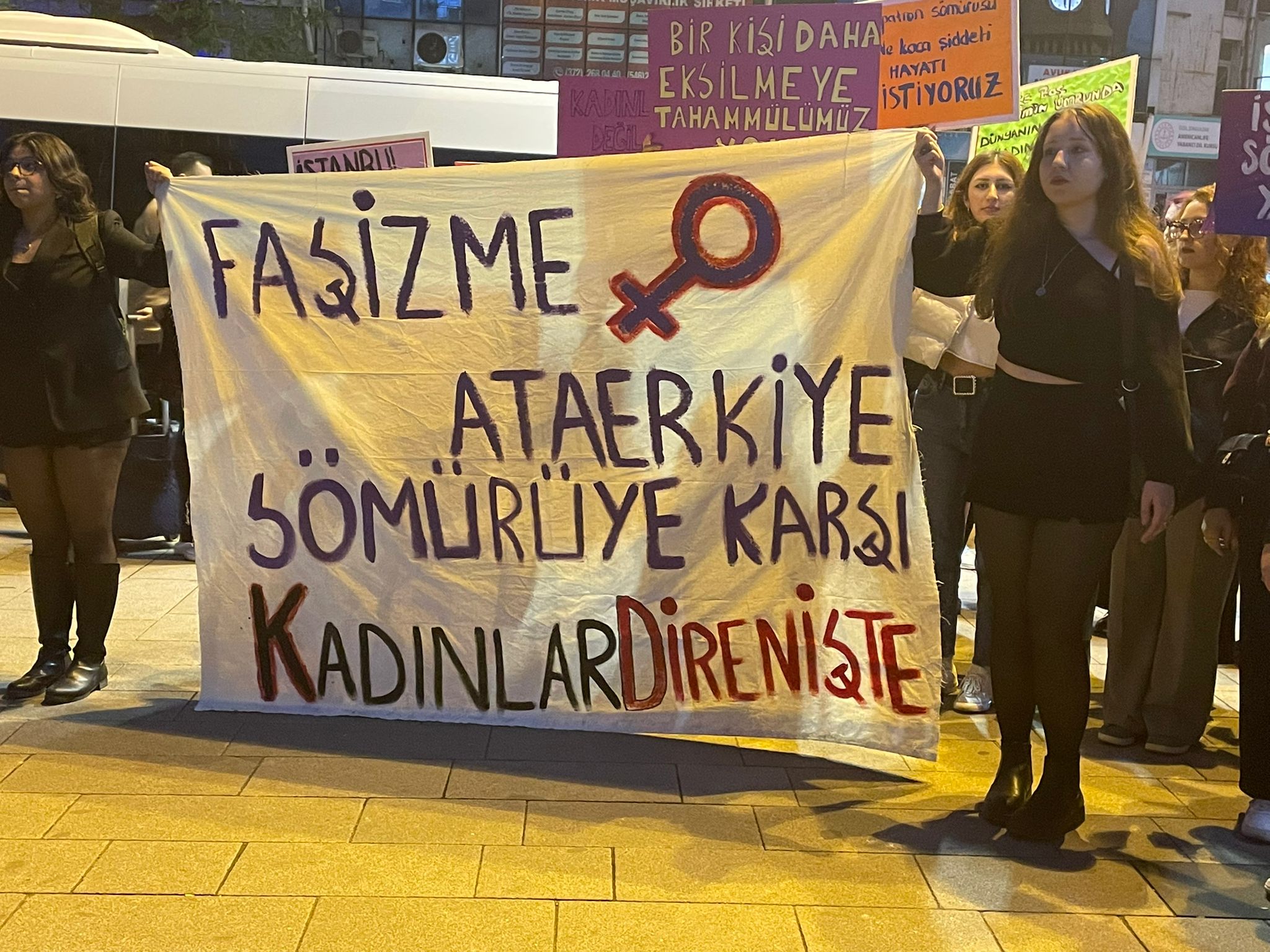 Kadın Platformu protesto yürüyüşü