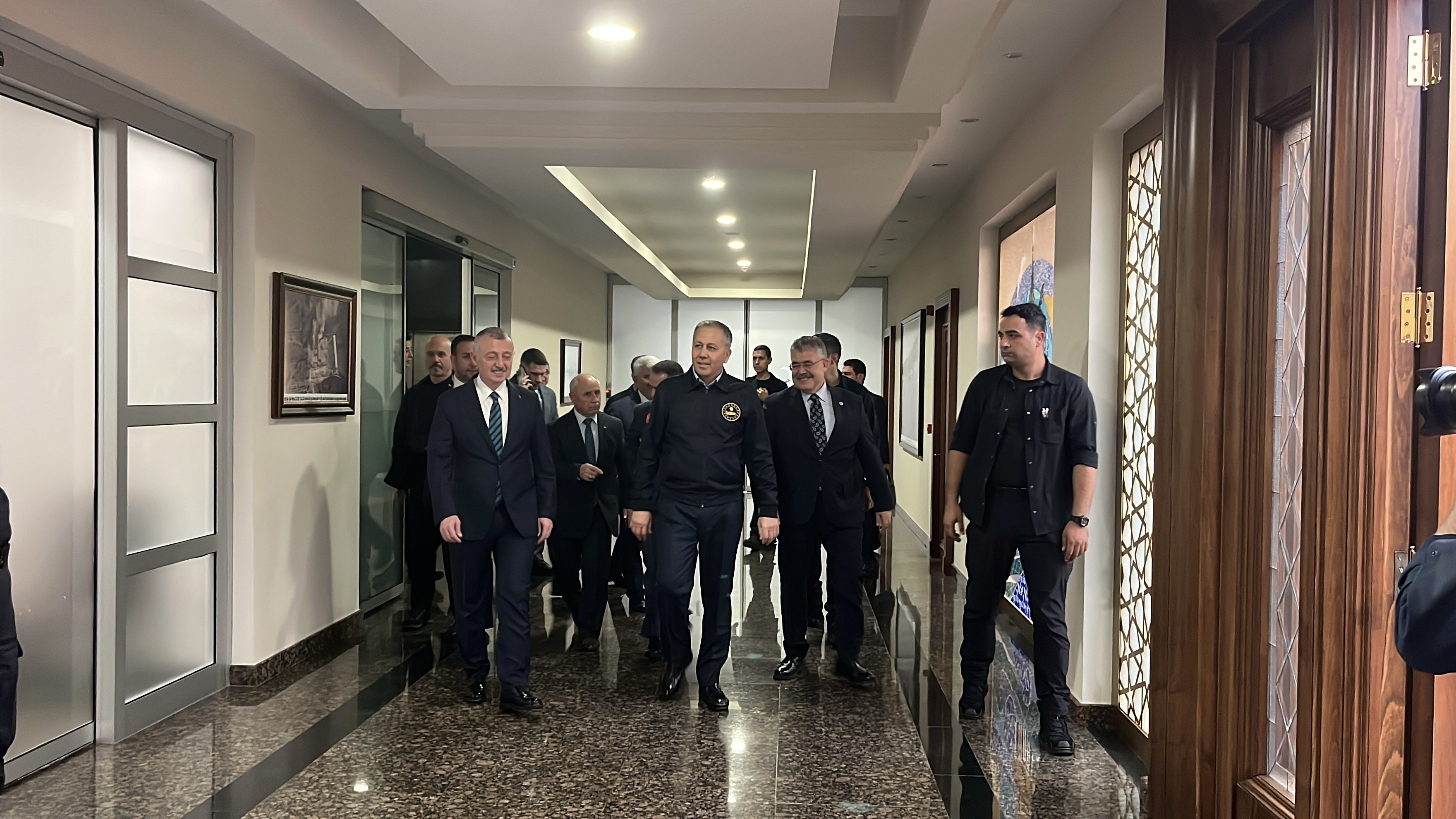 Bakan Yerlikaya açıklama yapıyor