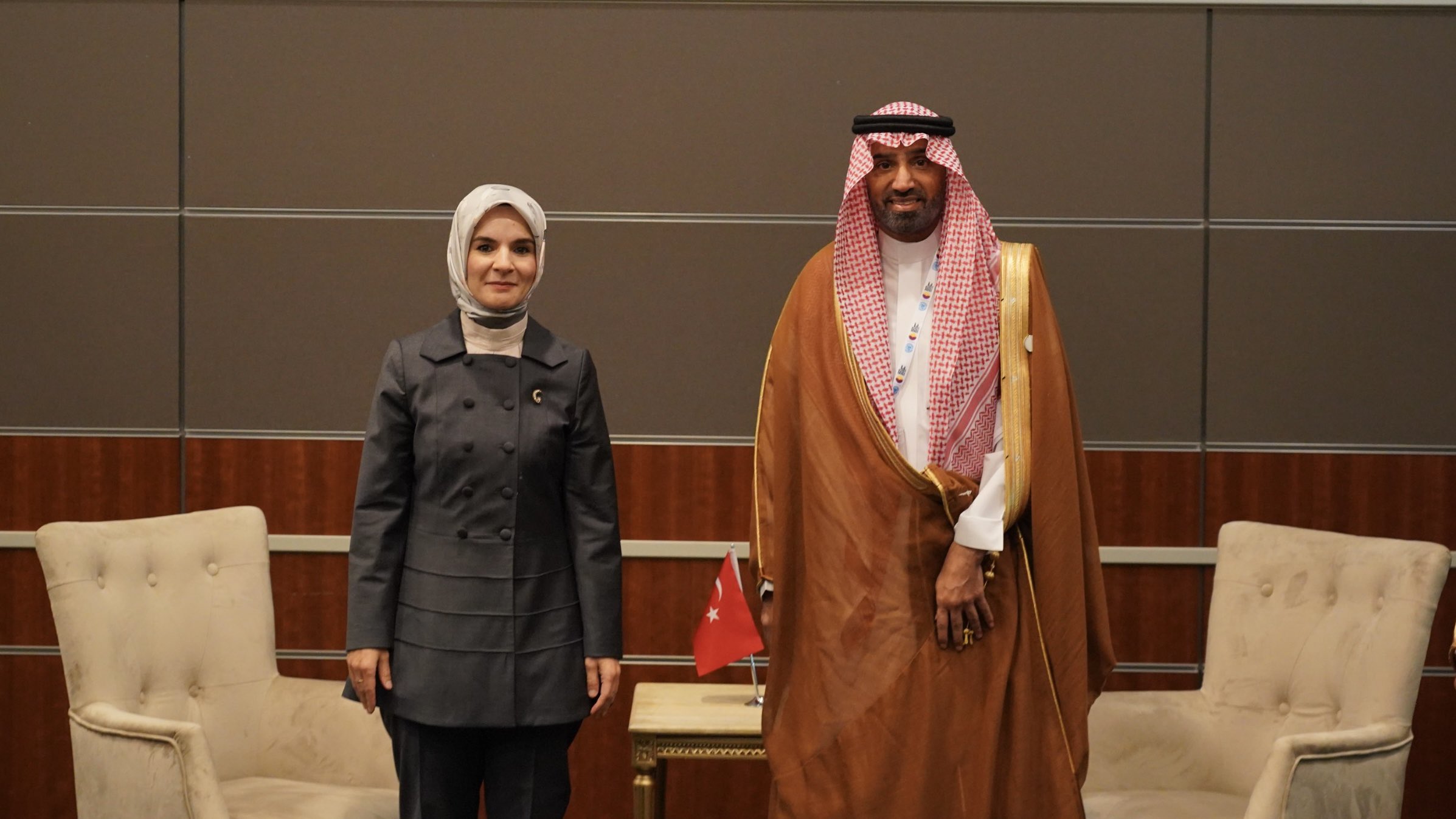 Bakan Göktaş Suudi Arabistan Bakanı ile görüşme