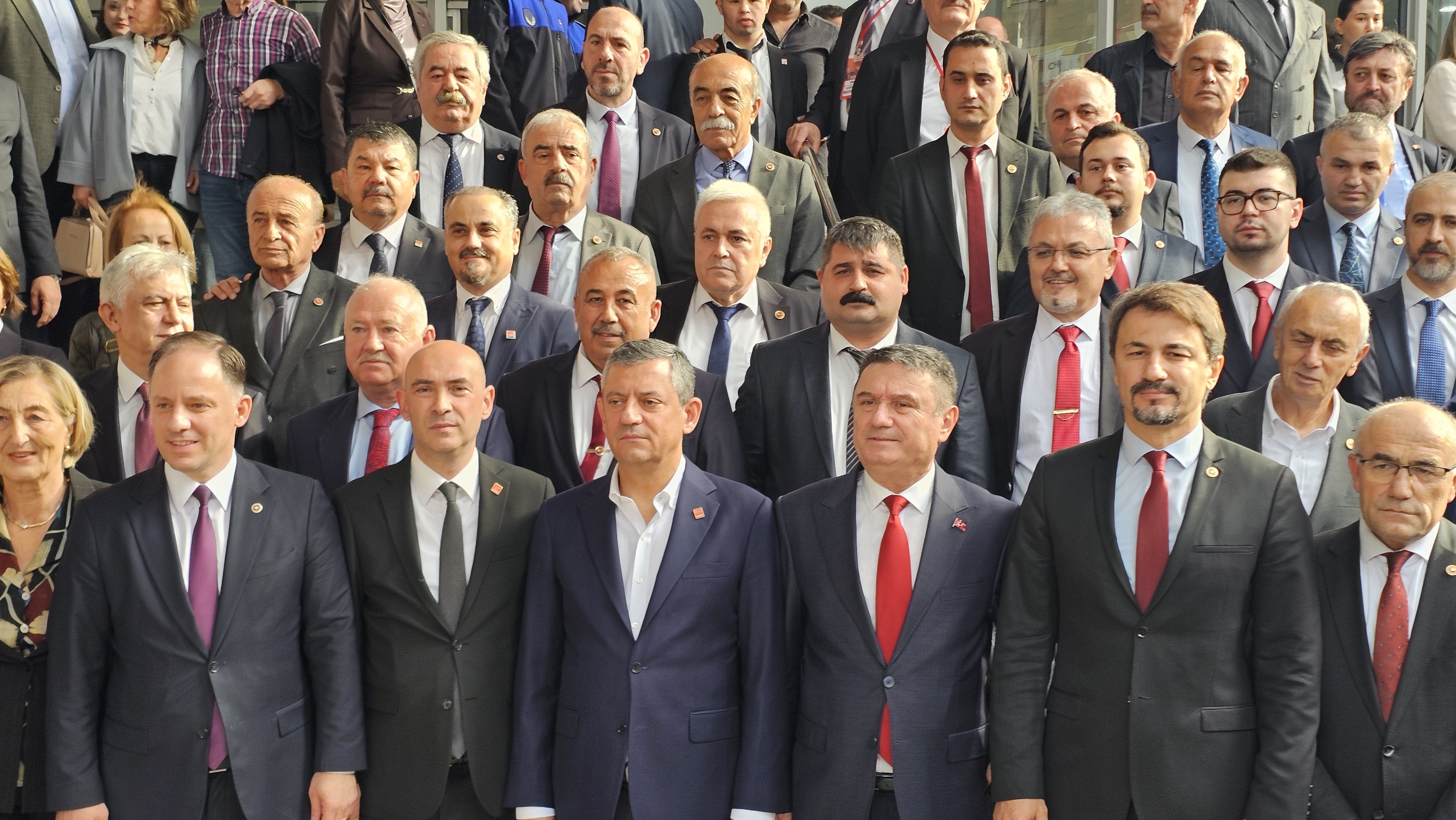 Özgür Özel Mansur Yavaş