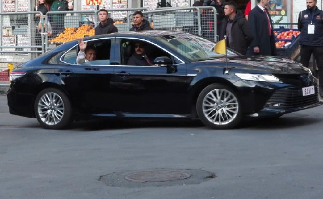 Papa 14. Leo Fransız Fakirhanesi