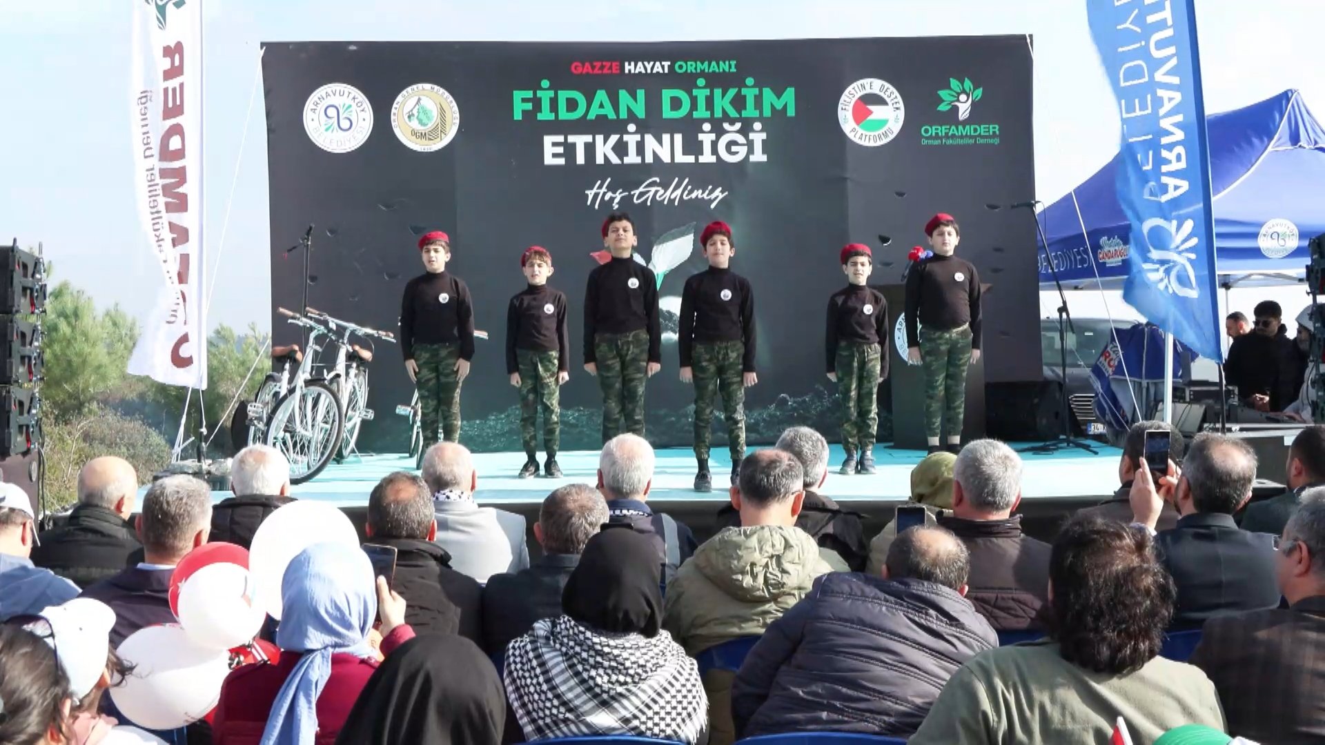 Gazze Hayat Ormanı fidan dikimi