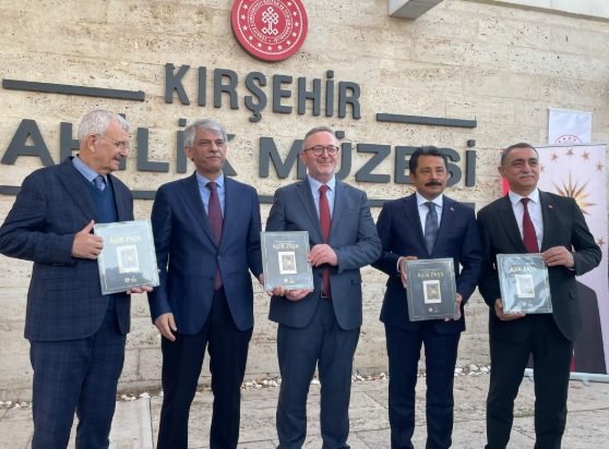 Aşık Paşa Yazma Eserler Sergisi