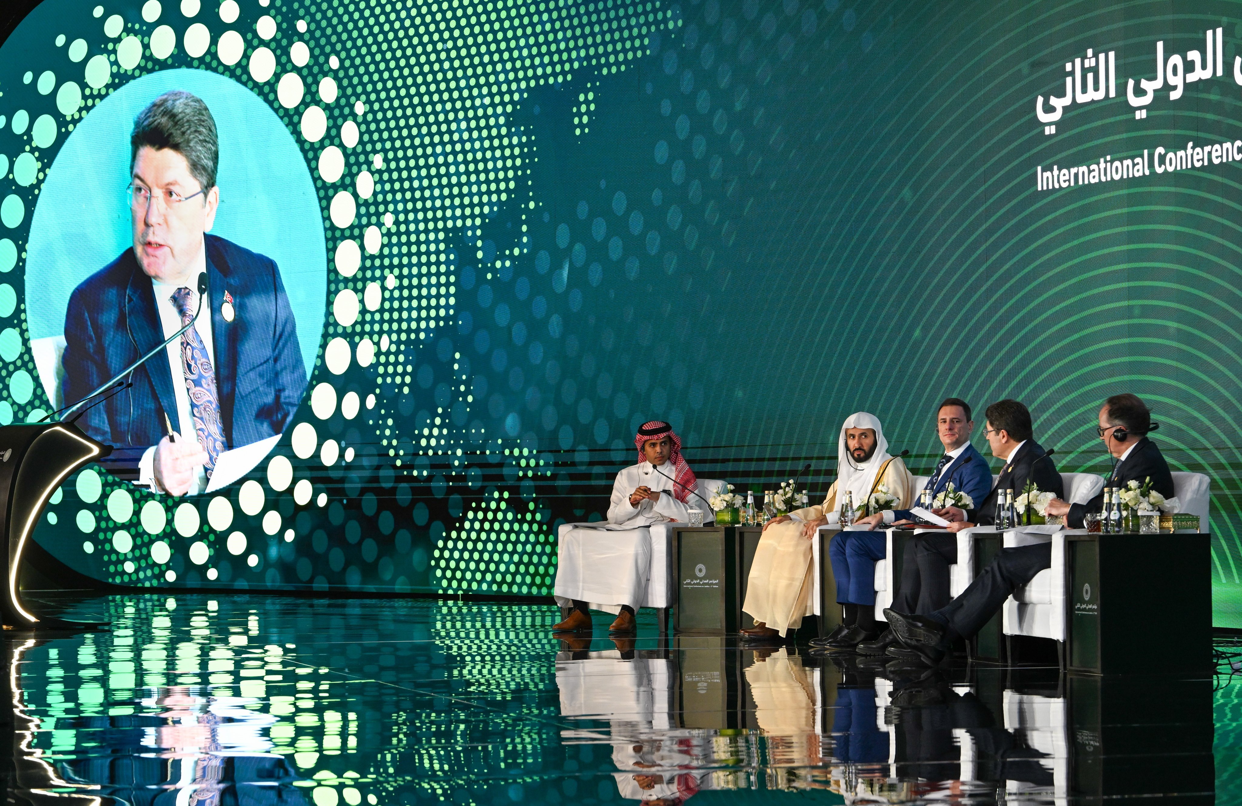 Bakan Yılmaz Tunç Riyad Konferansı