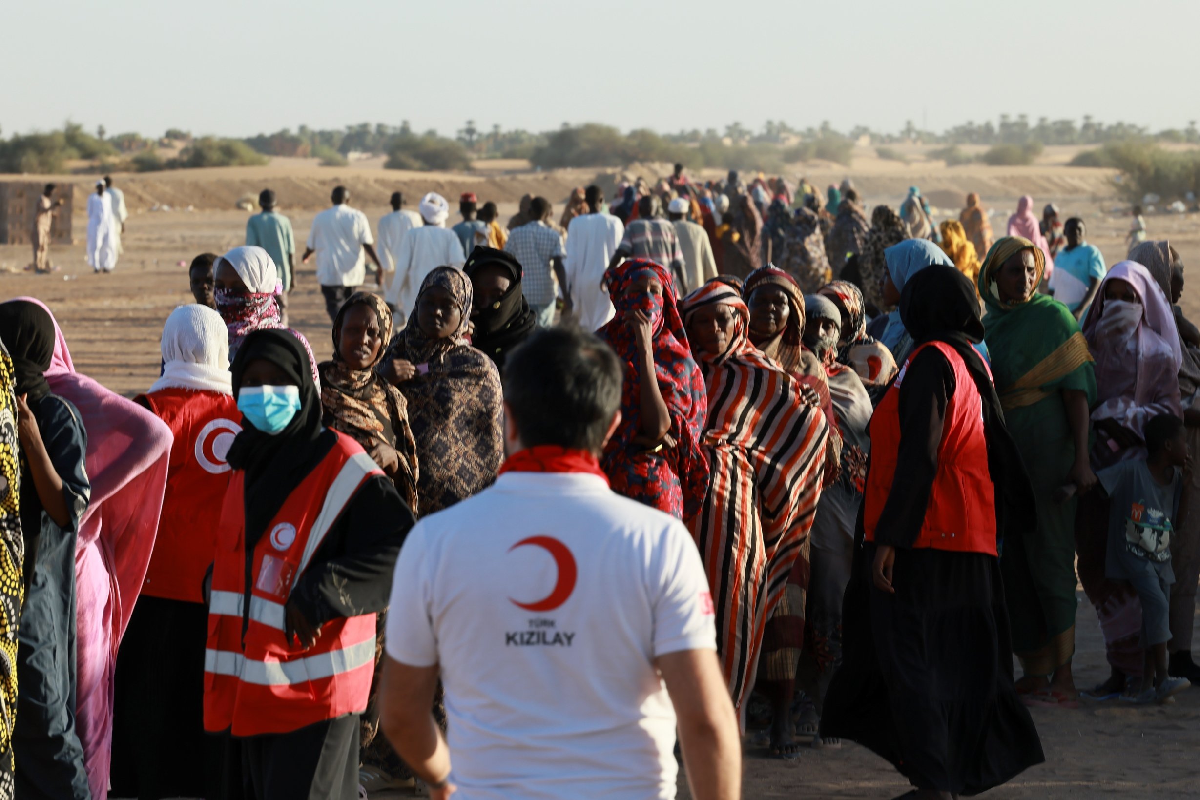 Türk Kızılay gıda yardımı