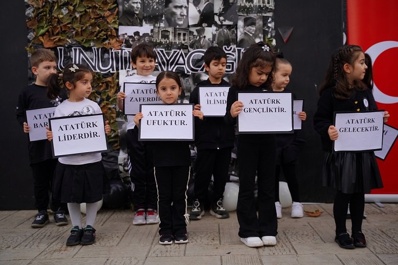 Tuzla Belediye Başkanı Eren Ali Bingöl 10 Kasım