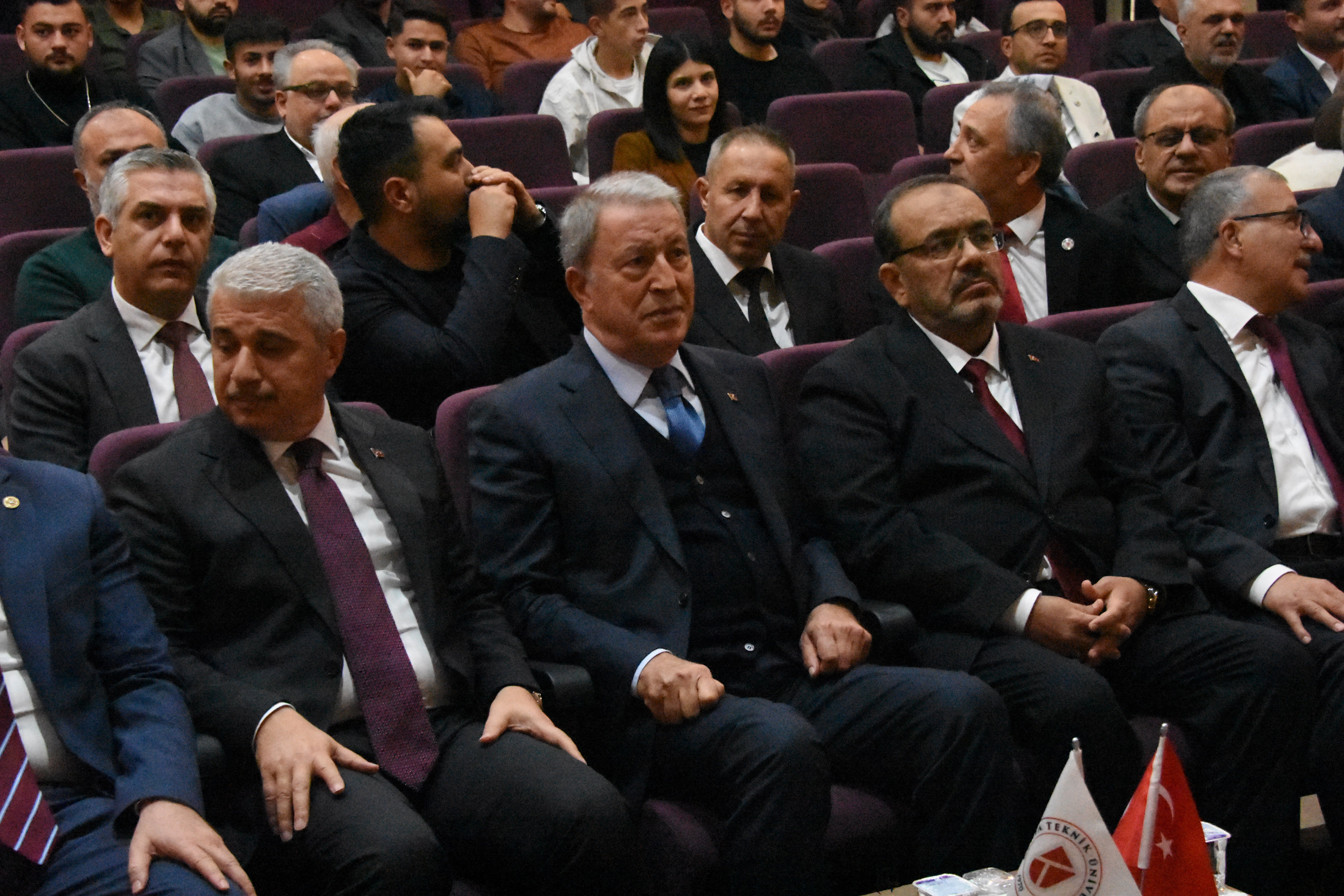 Hulusi Akar terörle mücadele