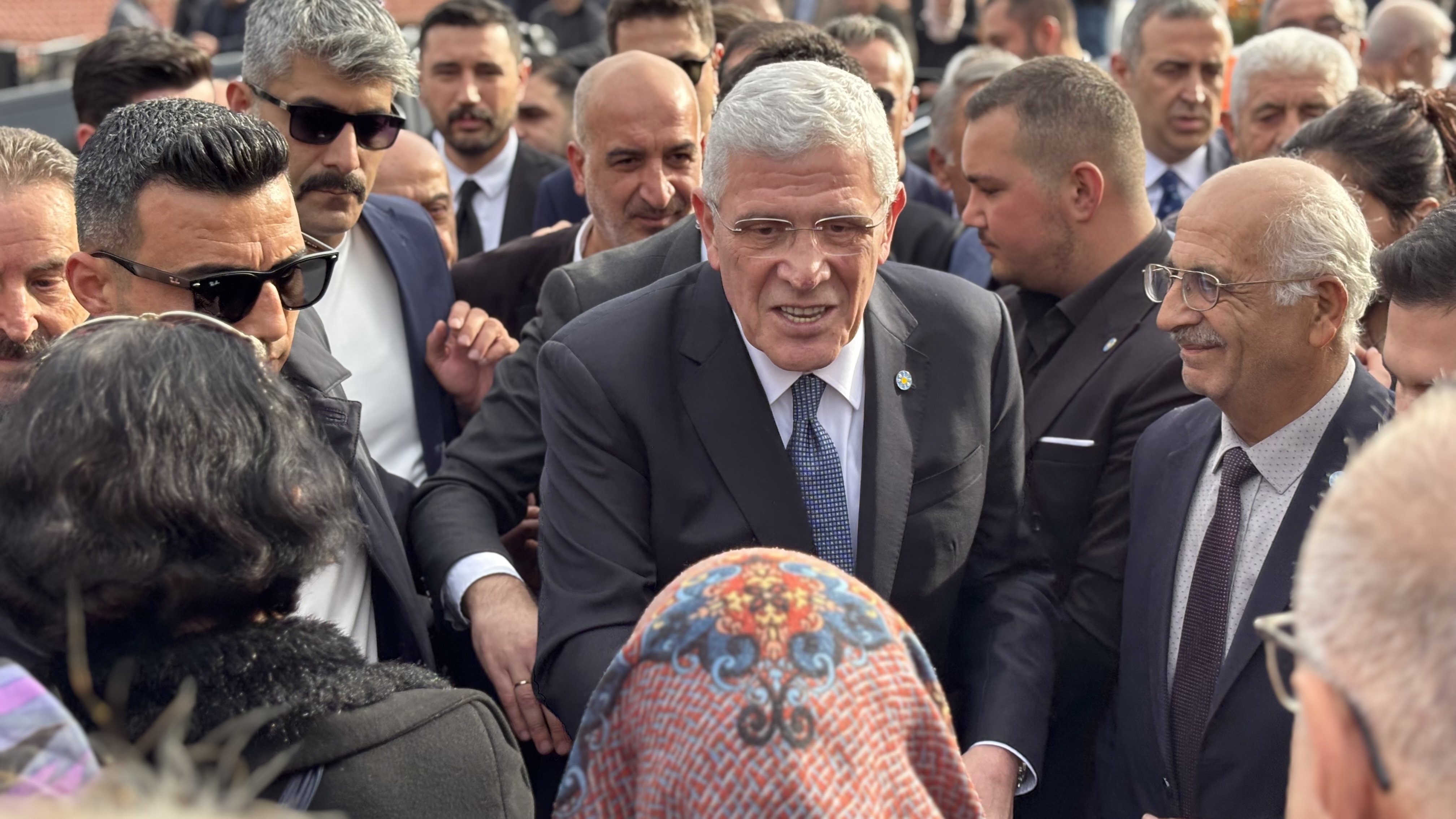 Müsavat Dervişoğlu Hacı Bayram-ı Veli Camisi