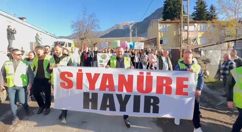 Özgür Harun Yıldızlı protesto
