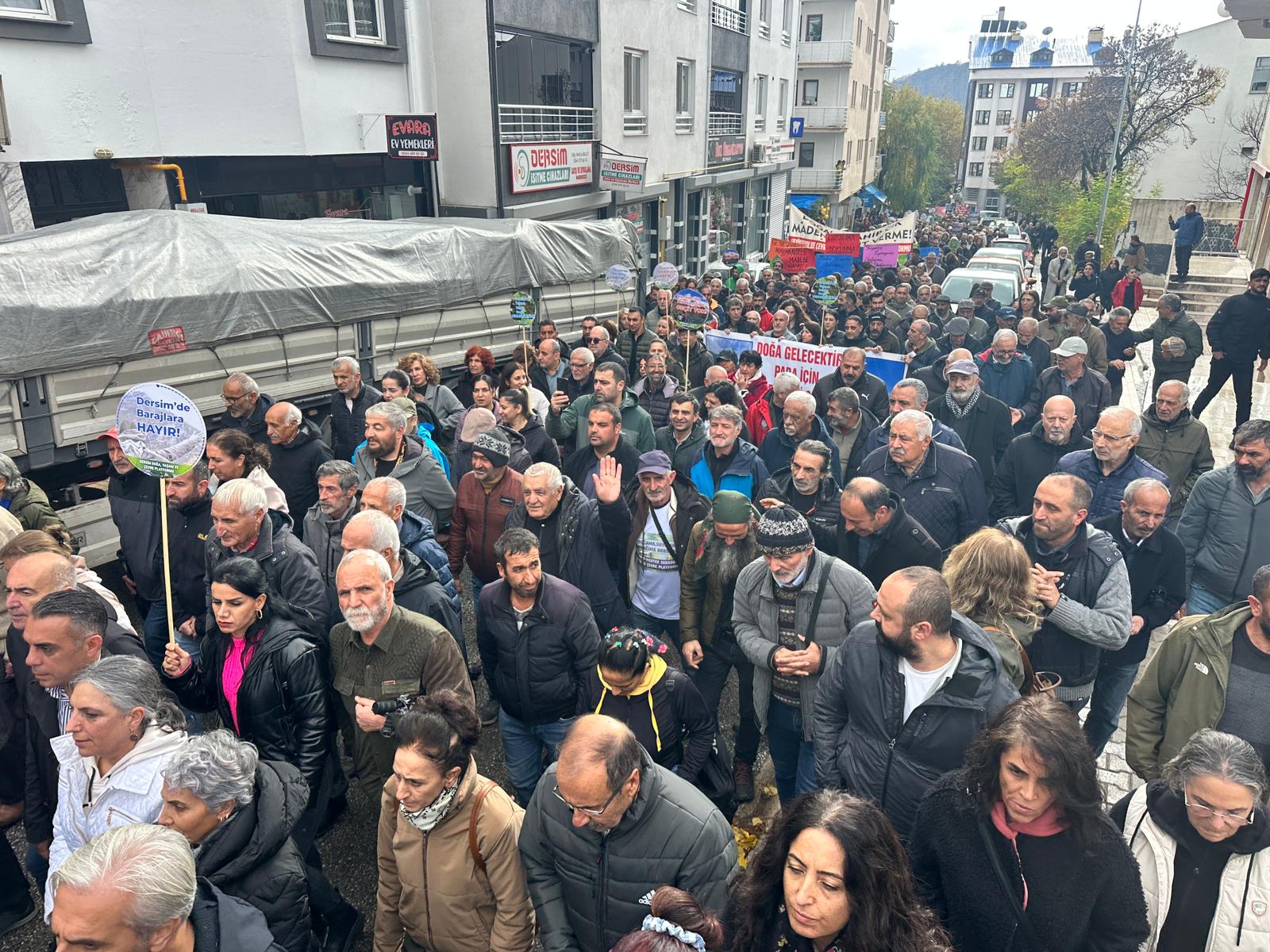 Tunceli doğa protestosu
