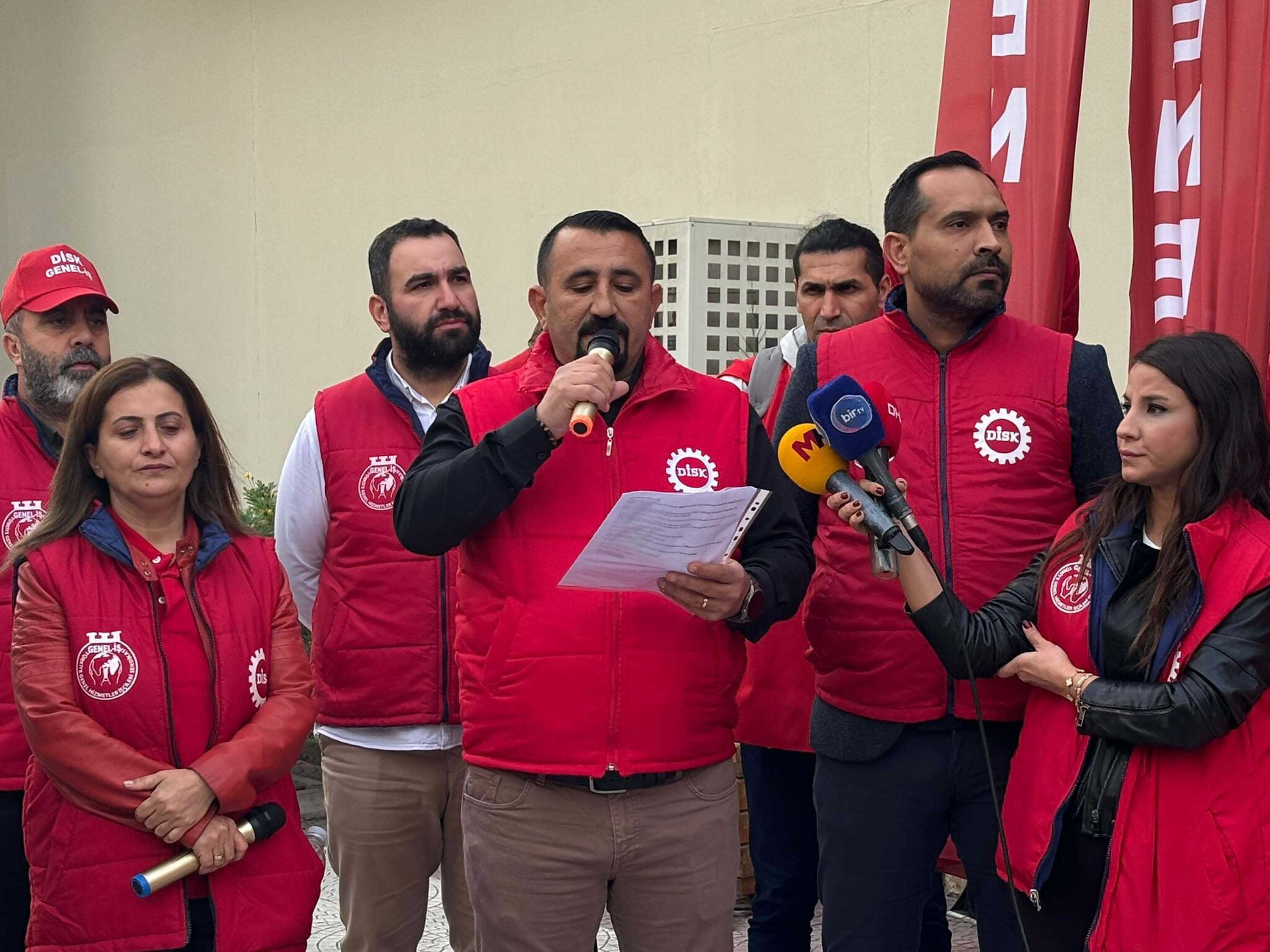 İzmir de işçi eylemi