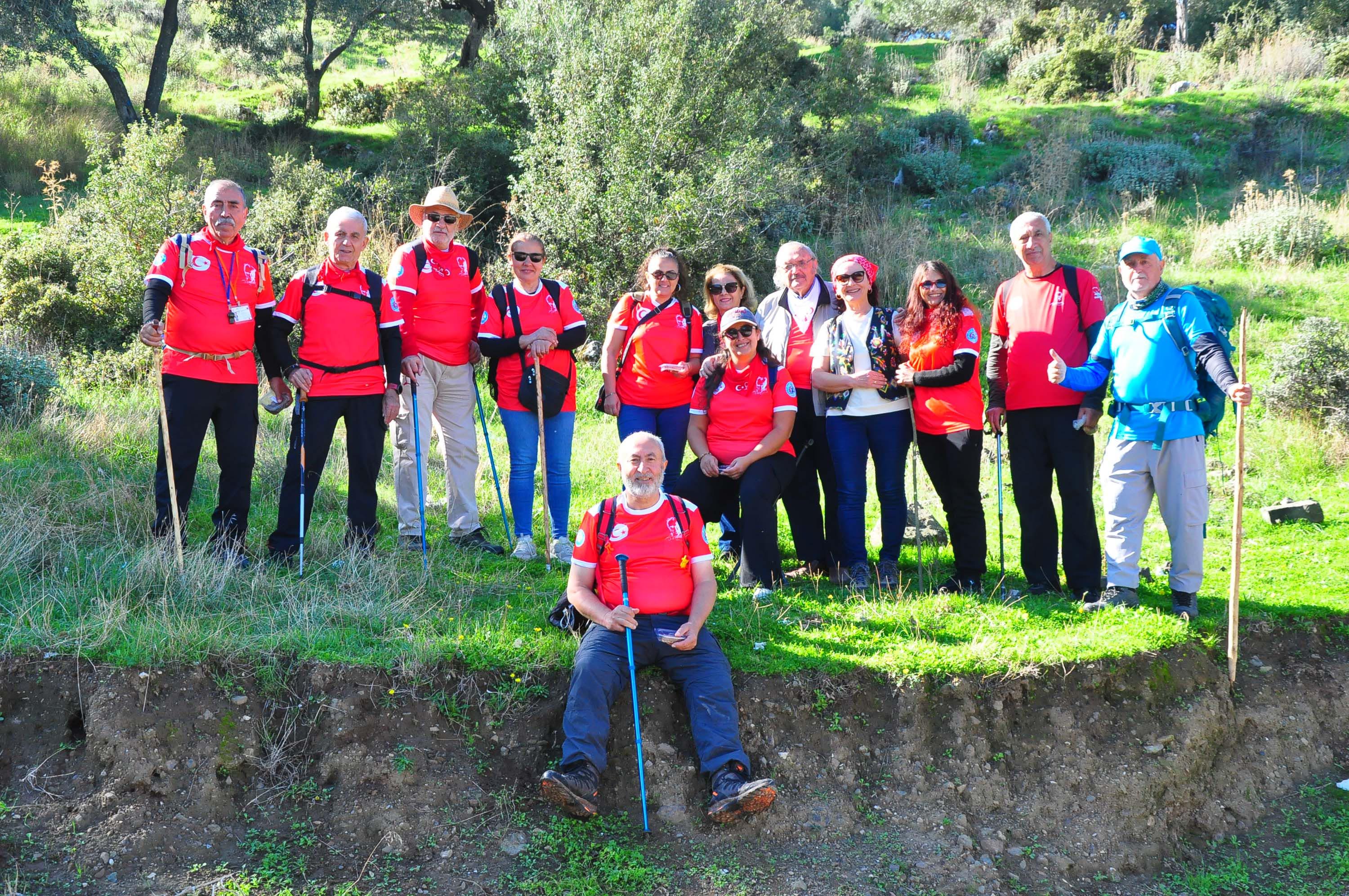Doğa yürüyüşü ve tohum ekimi