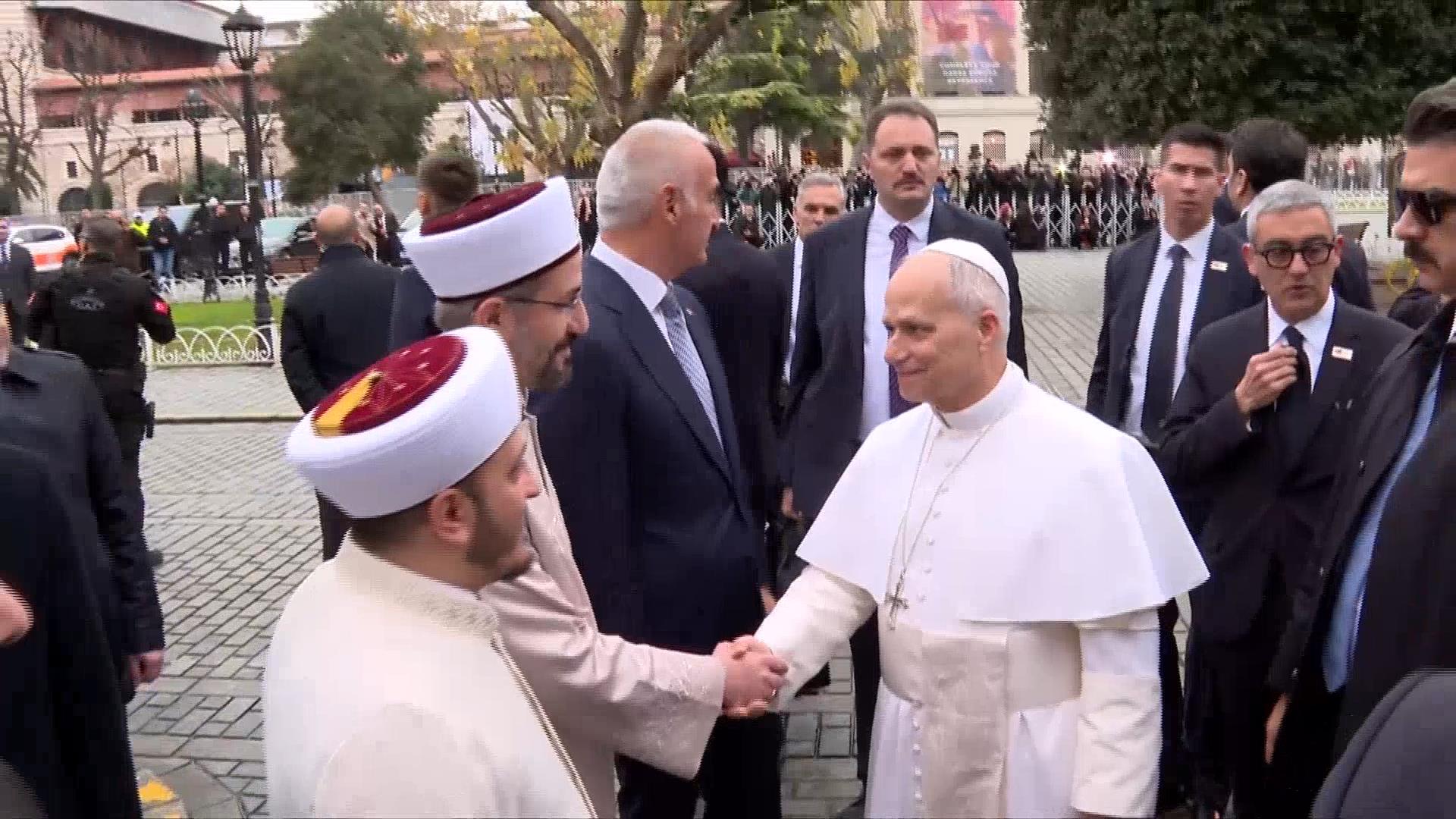 Papa 14. Leo Sultanahmet Camii ziyareti