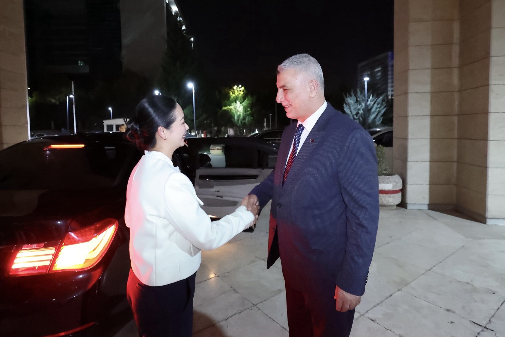 Ticaret Bakanı Bolat Kamboçya Ticaret Bakanı Nimul ikili görüşme