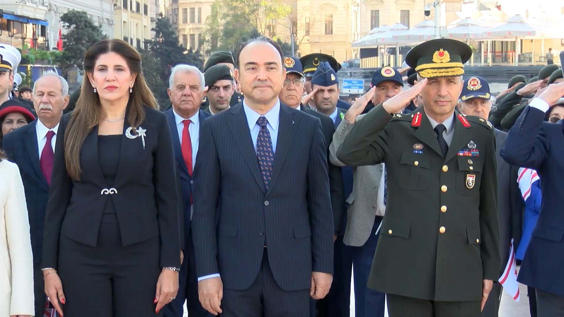 KKTC töreni toplu fotoğraf