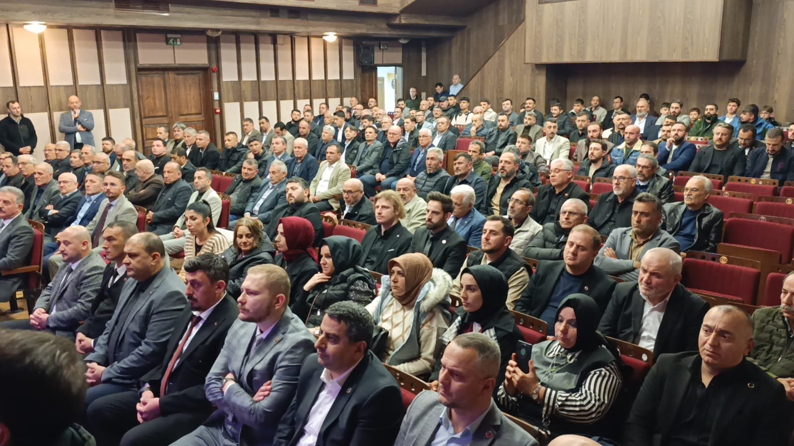 MHP Genel Sekreteri İsmet Büyükataman