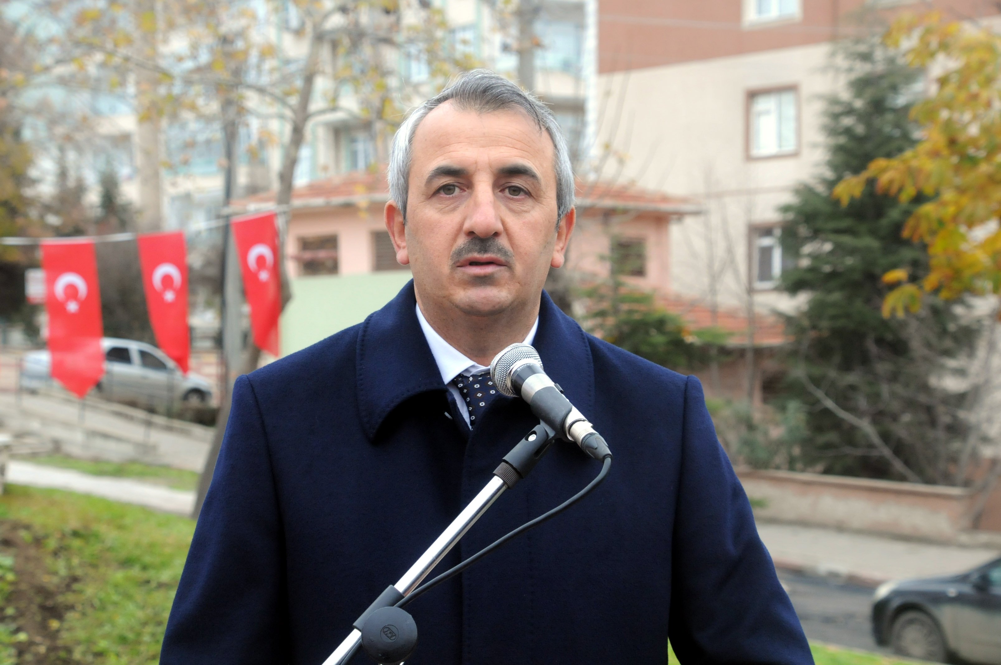 Türkan Bebek Anıtı ve Park Görünümü