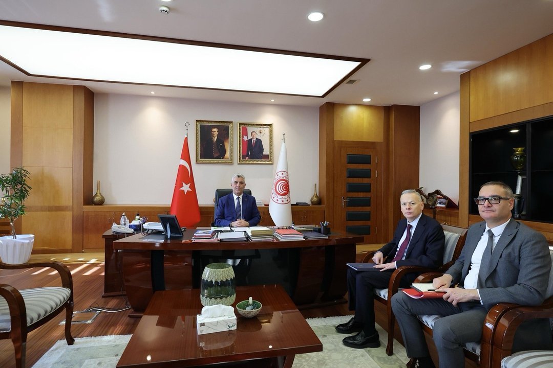 Ticaret Bakanı Ömer Bolat