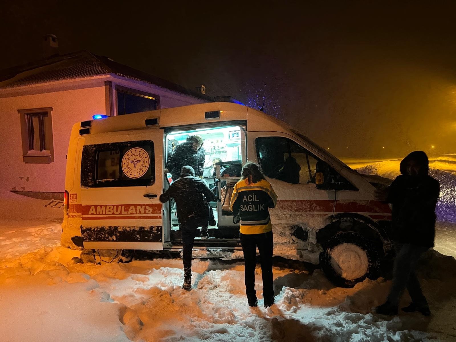 Kar mücadelesi ekipman