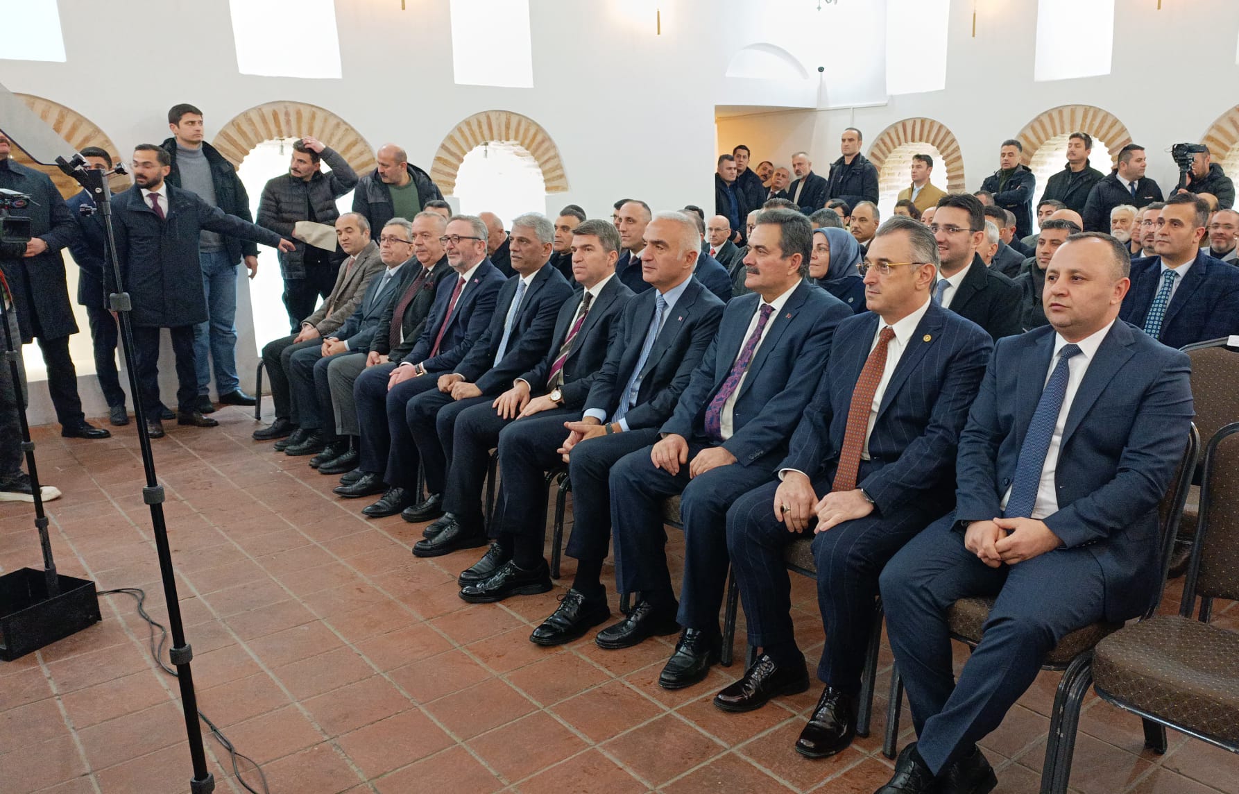 Bakan Ersoy konuşma yapıyor