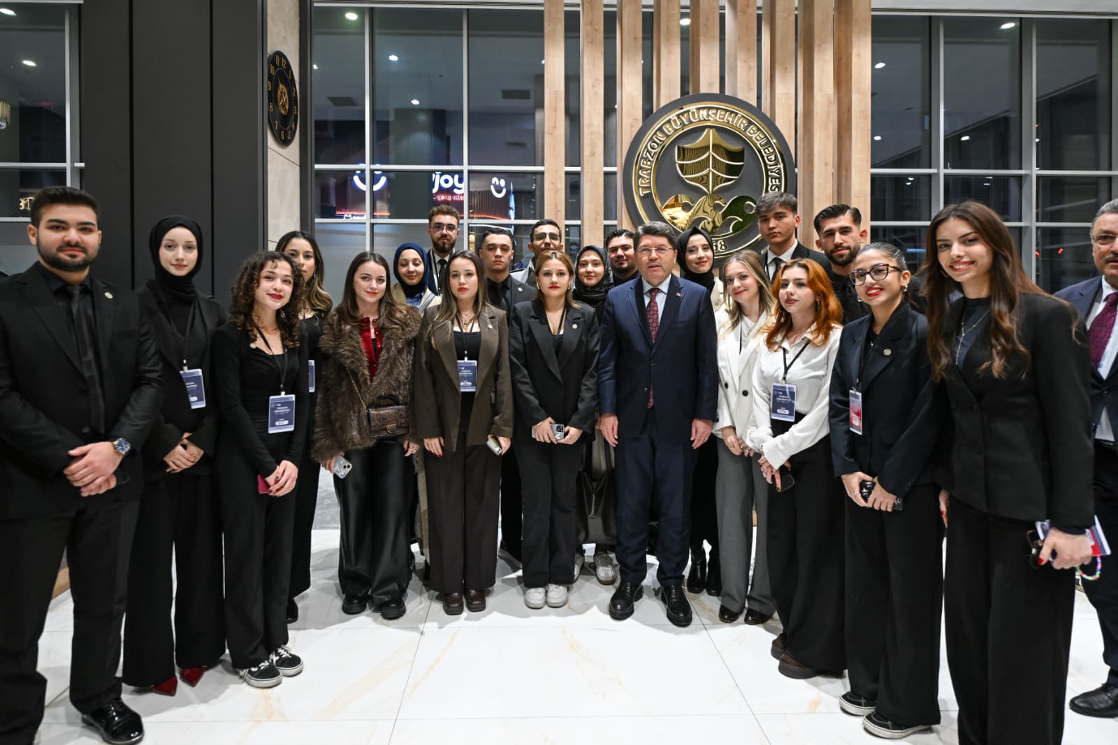 Adalet Bakanı Yılmaz Tunç hukuk öğrencileriyle