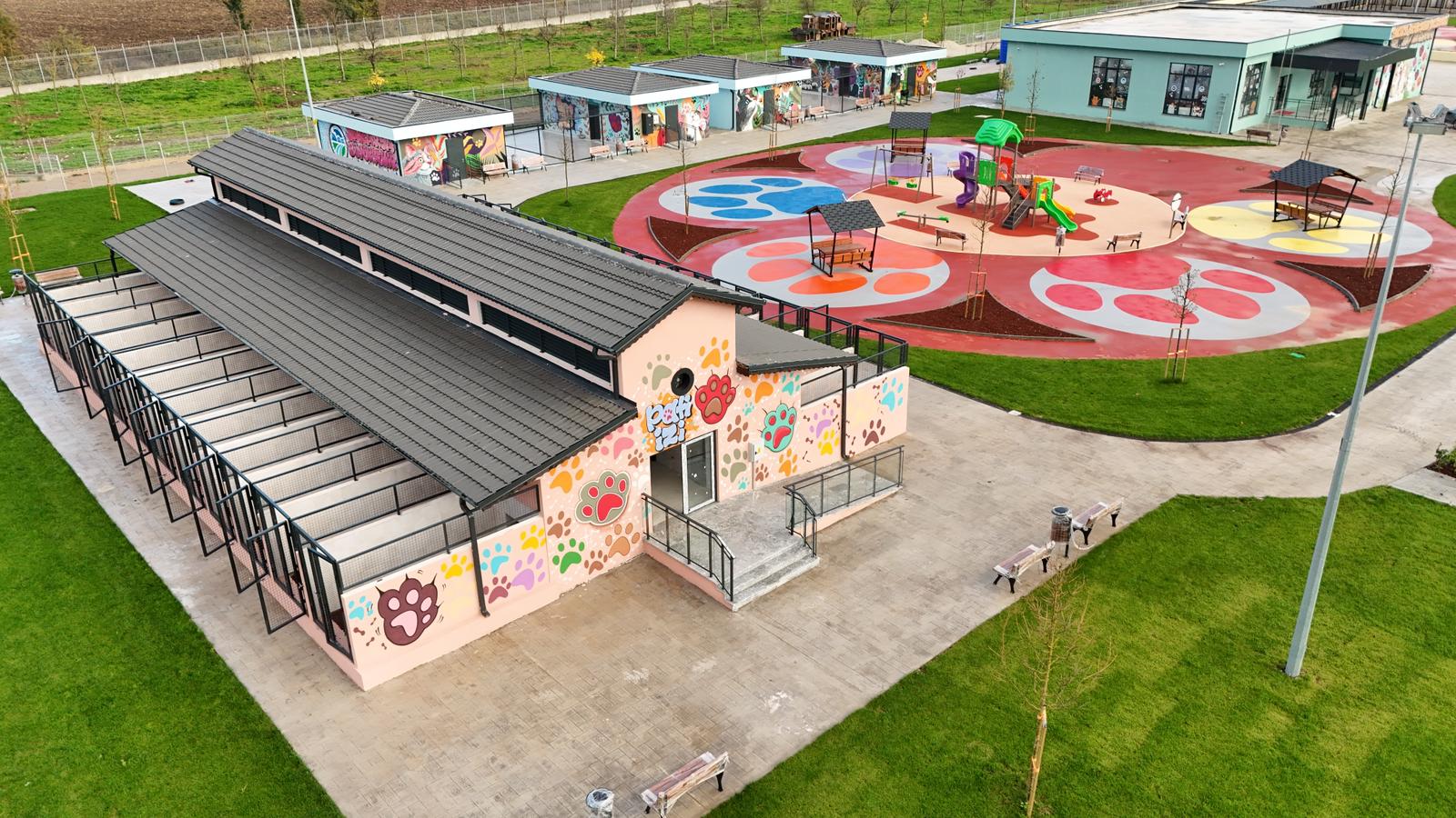 AK Partili Ali İhsan Yavuz ve Sakarya Büyükşehir Belediye Başkanı Yusuf Alemdar