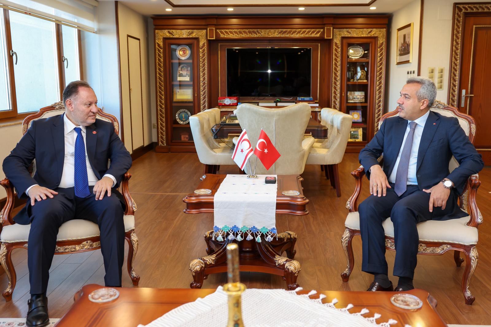 KKTC Meclis Başkanı Ziya Öztürkler basın açıklaması