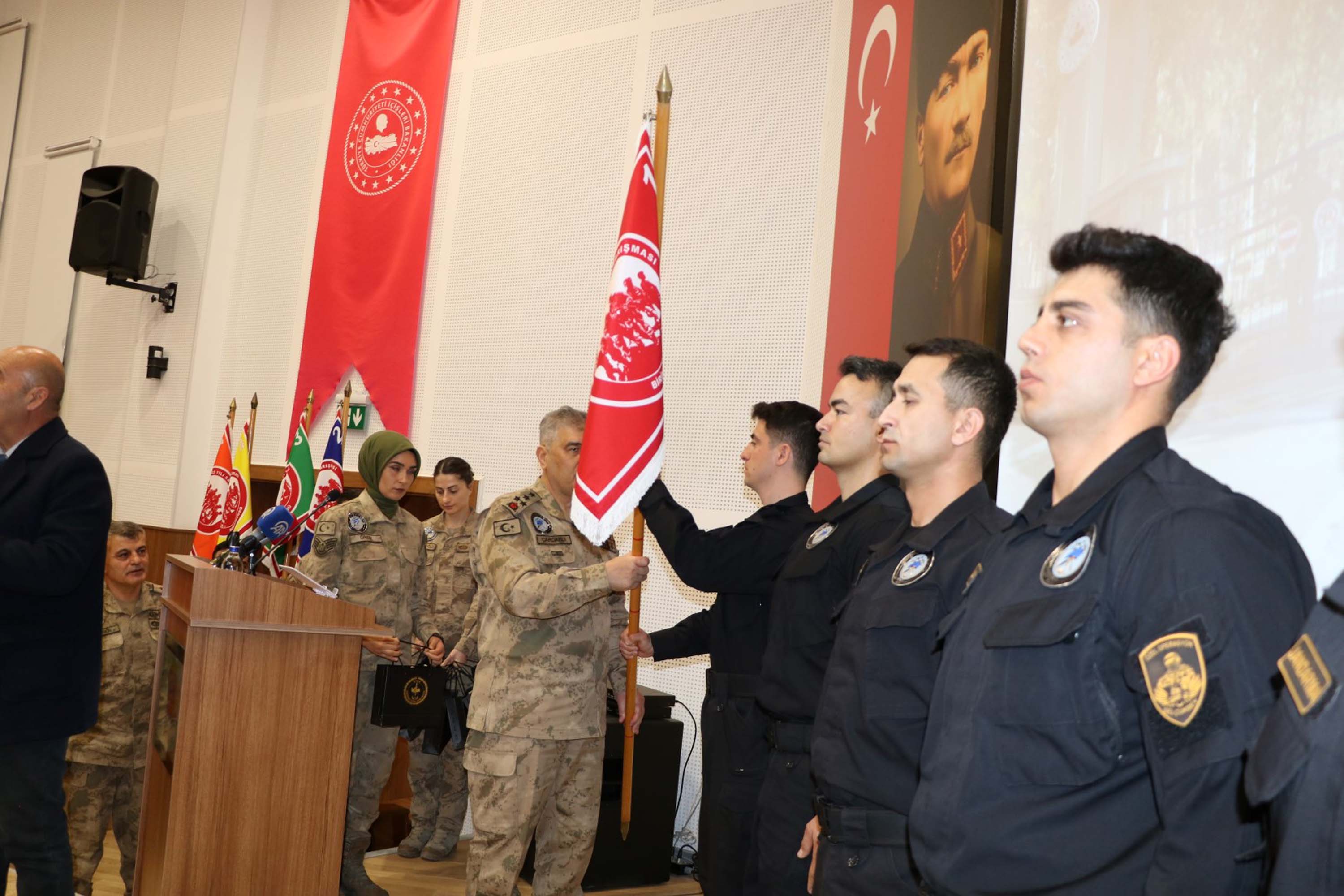 Jandarma Genel Komutanı Orgeneral Ali Çardakcı Konuşma Yapıyor