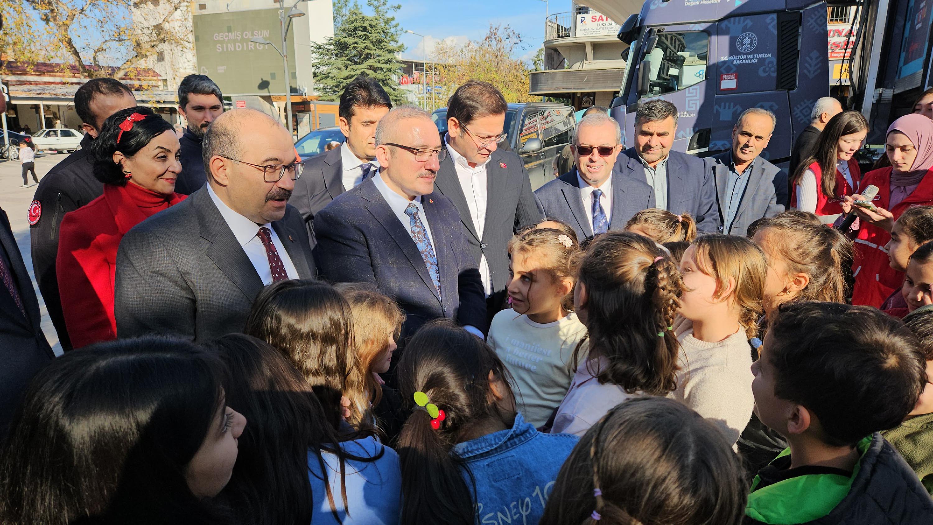 Vali Ustaoğlu Sındırgı Açıklaması