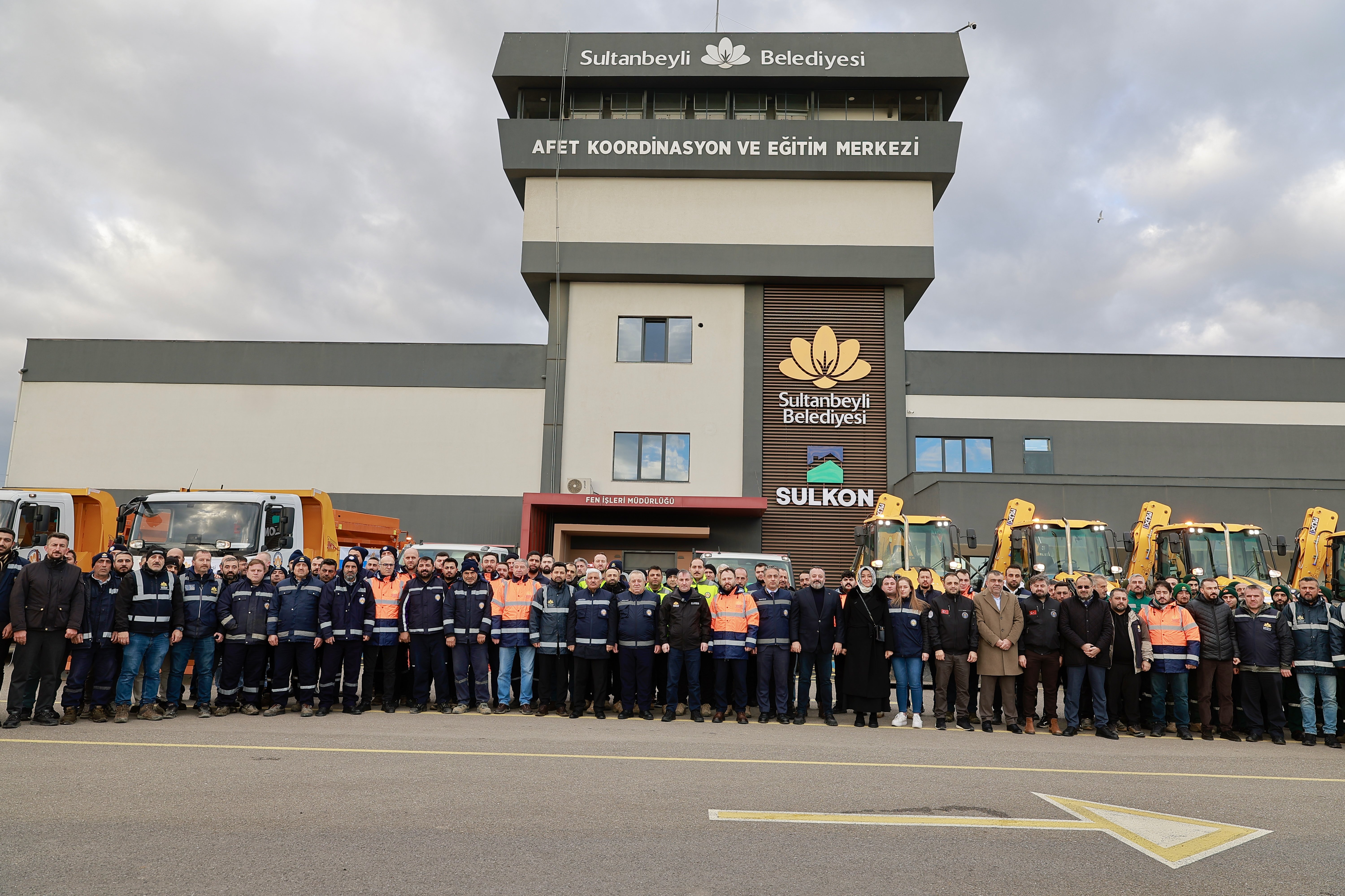 Sultanbeyli Belediyesi personeli kış hazırlığında
