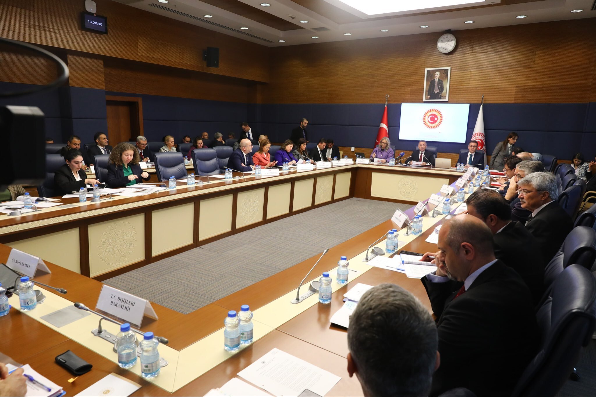 Fuat Oktay TBMM Dışişleri Komisyonu Başkanı