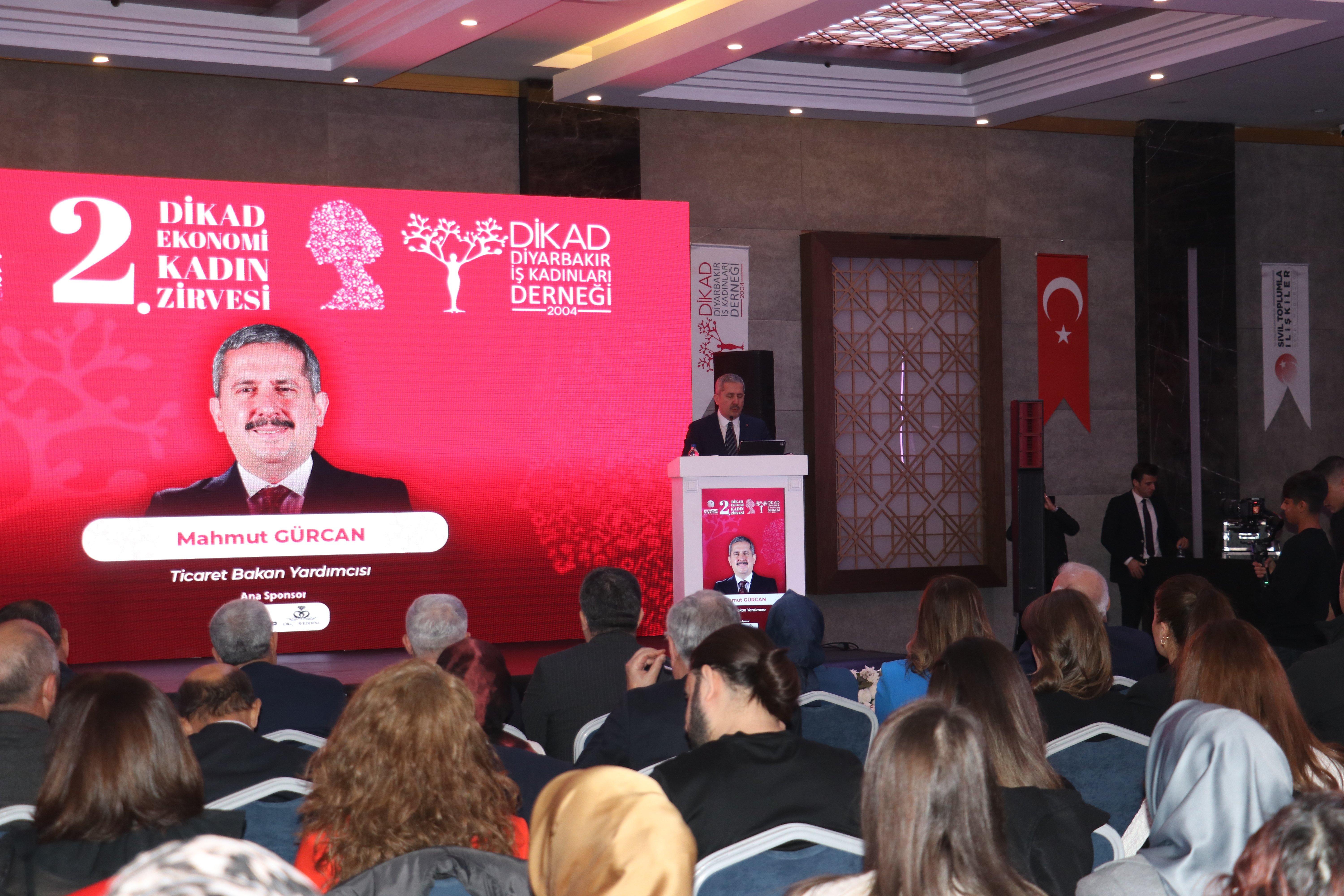 Ekonomi Kadın Zirvesi Katılımcıları